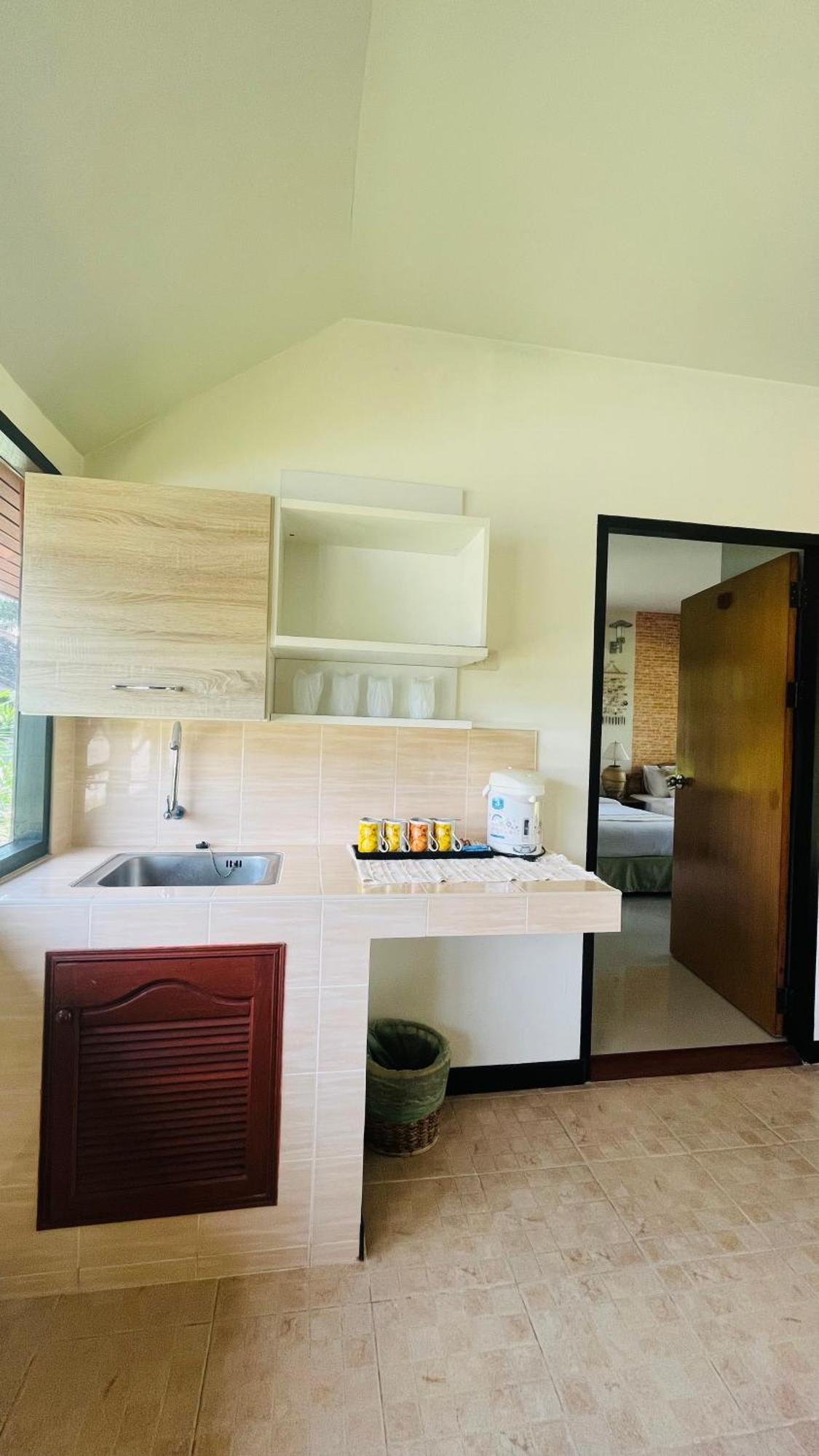 Suan Resort 3*