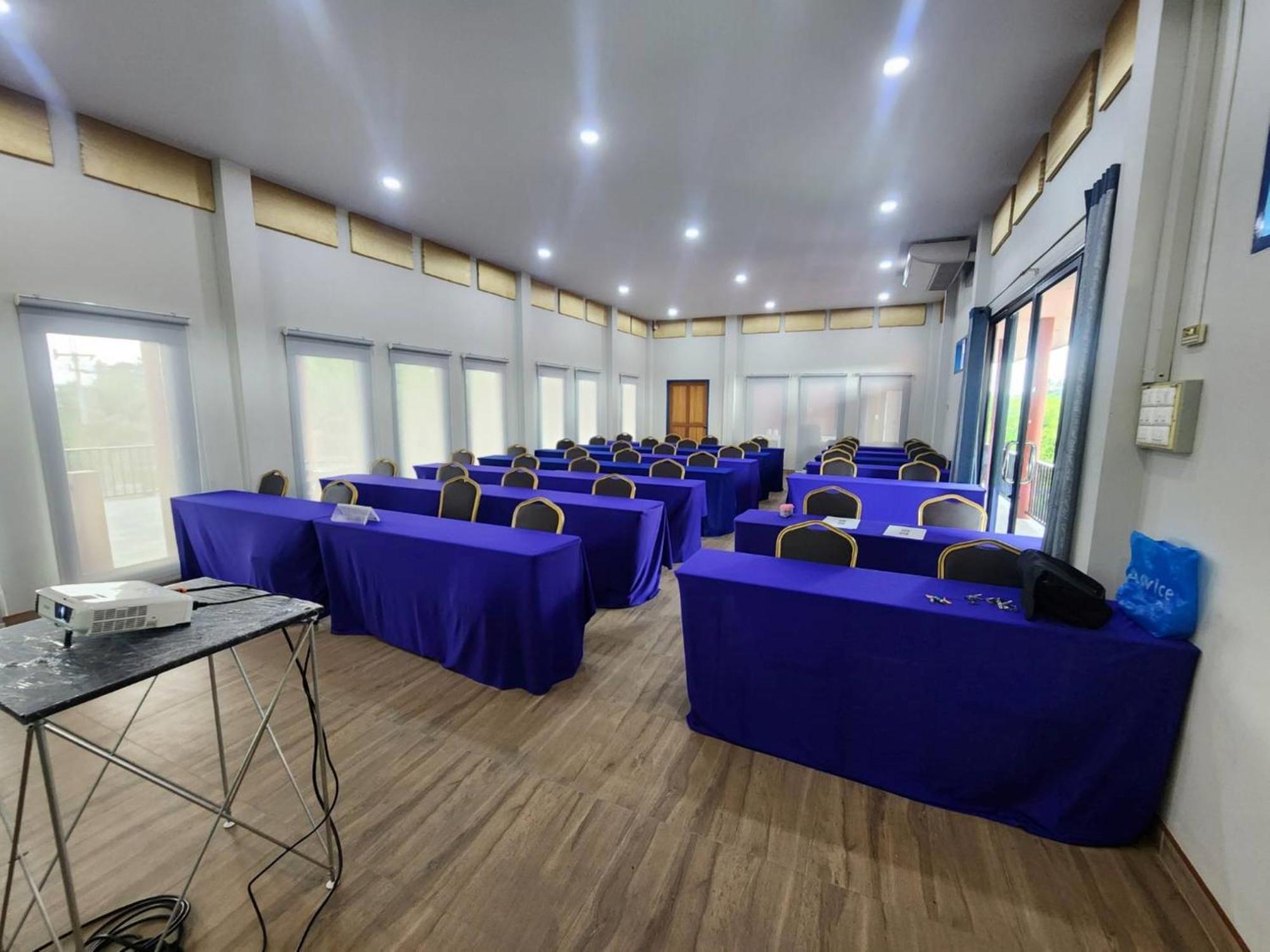 Busaya & Cuisine Hotel