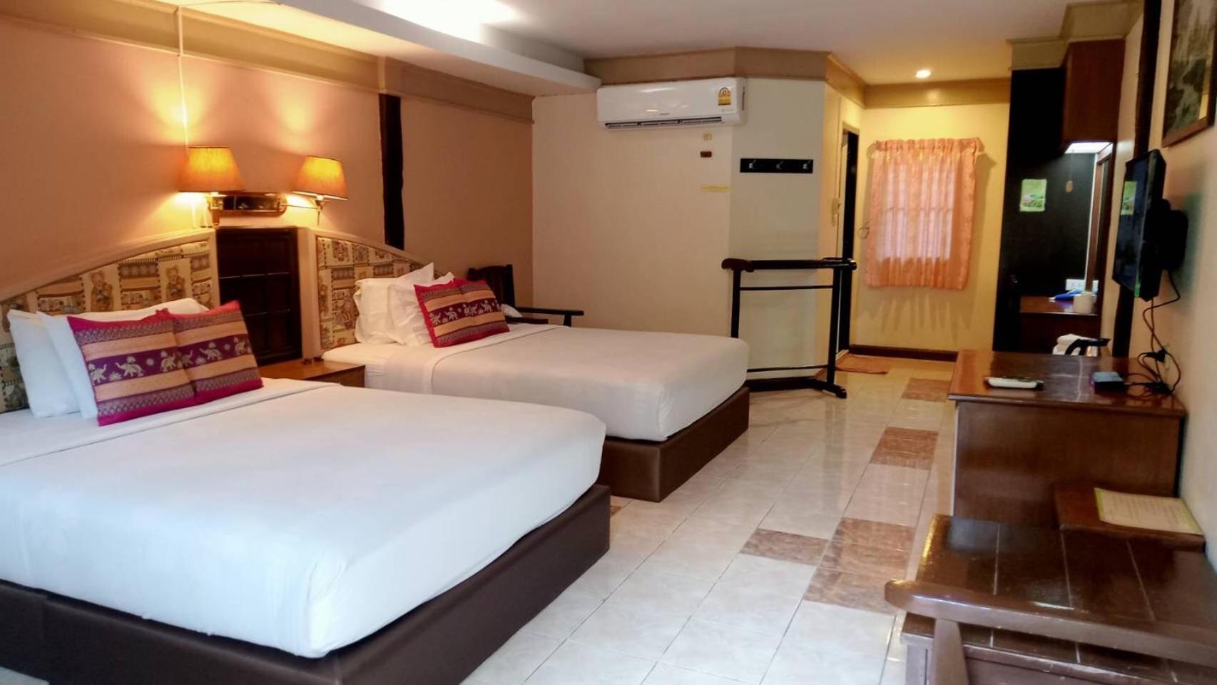 Payamai Resort 2*