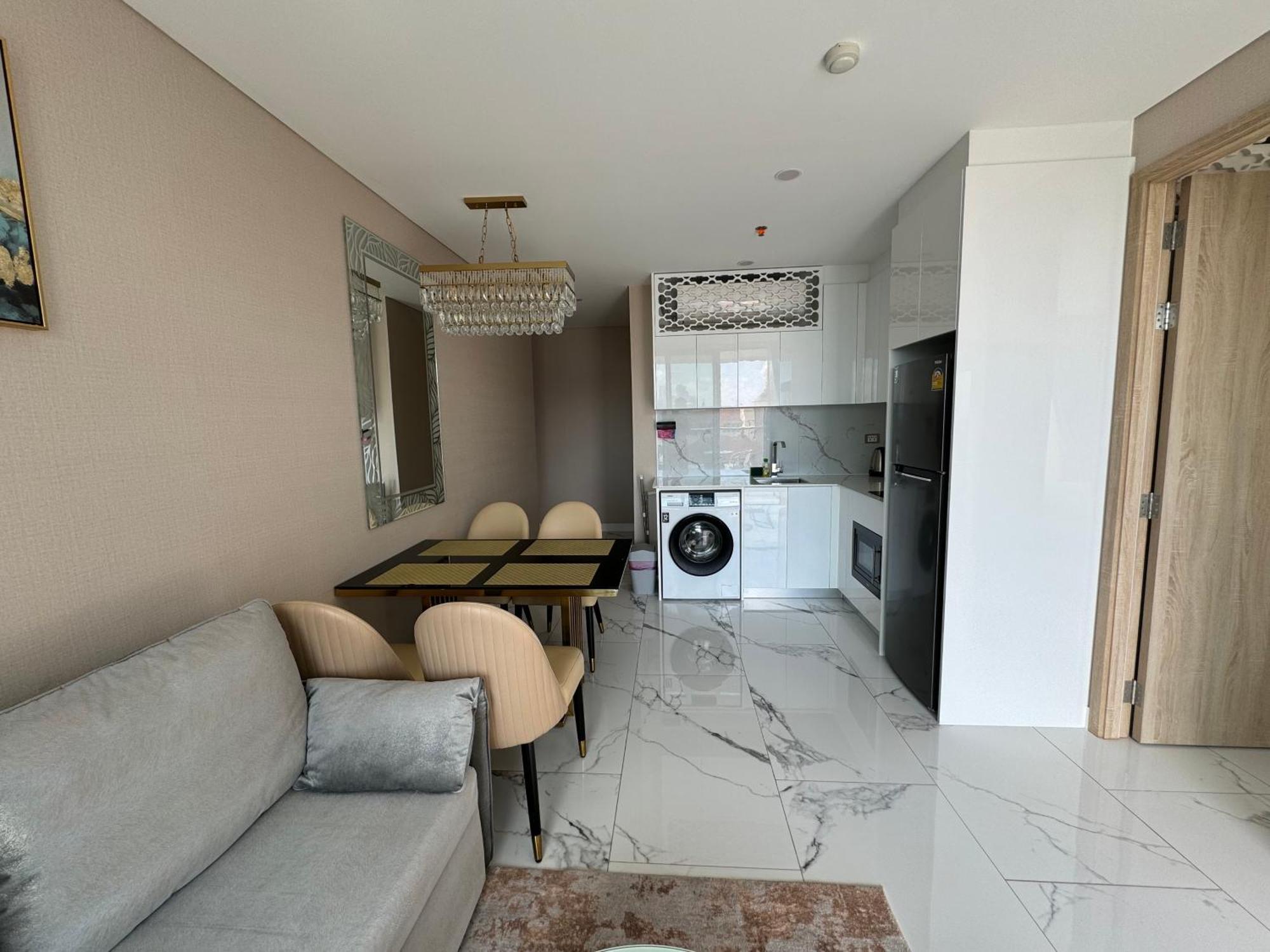 Apartment Copacabana 中天海滩寇芭酒店公寓 Jomtien Beach
