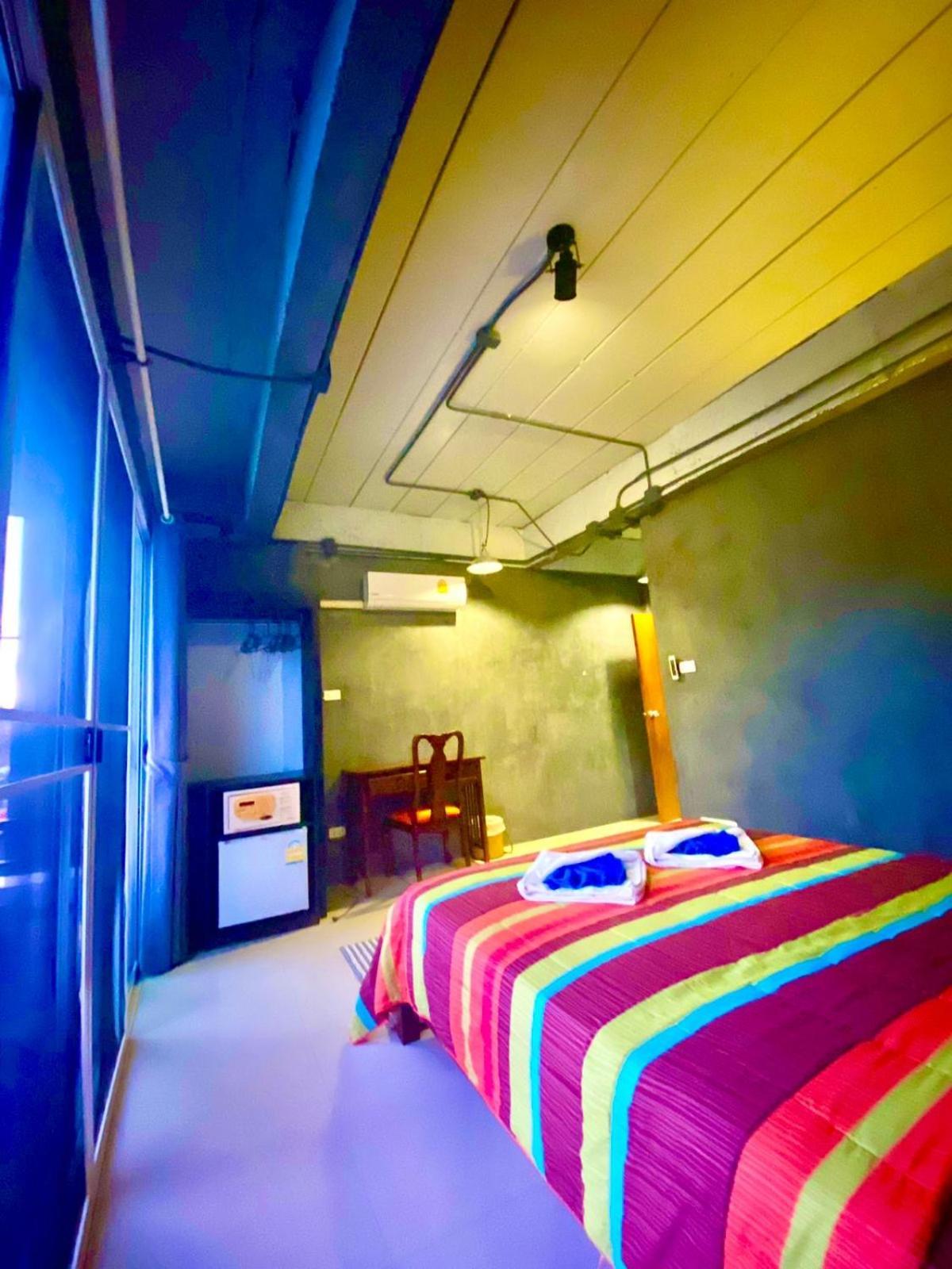 Chatchada House 3*