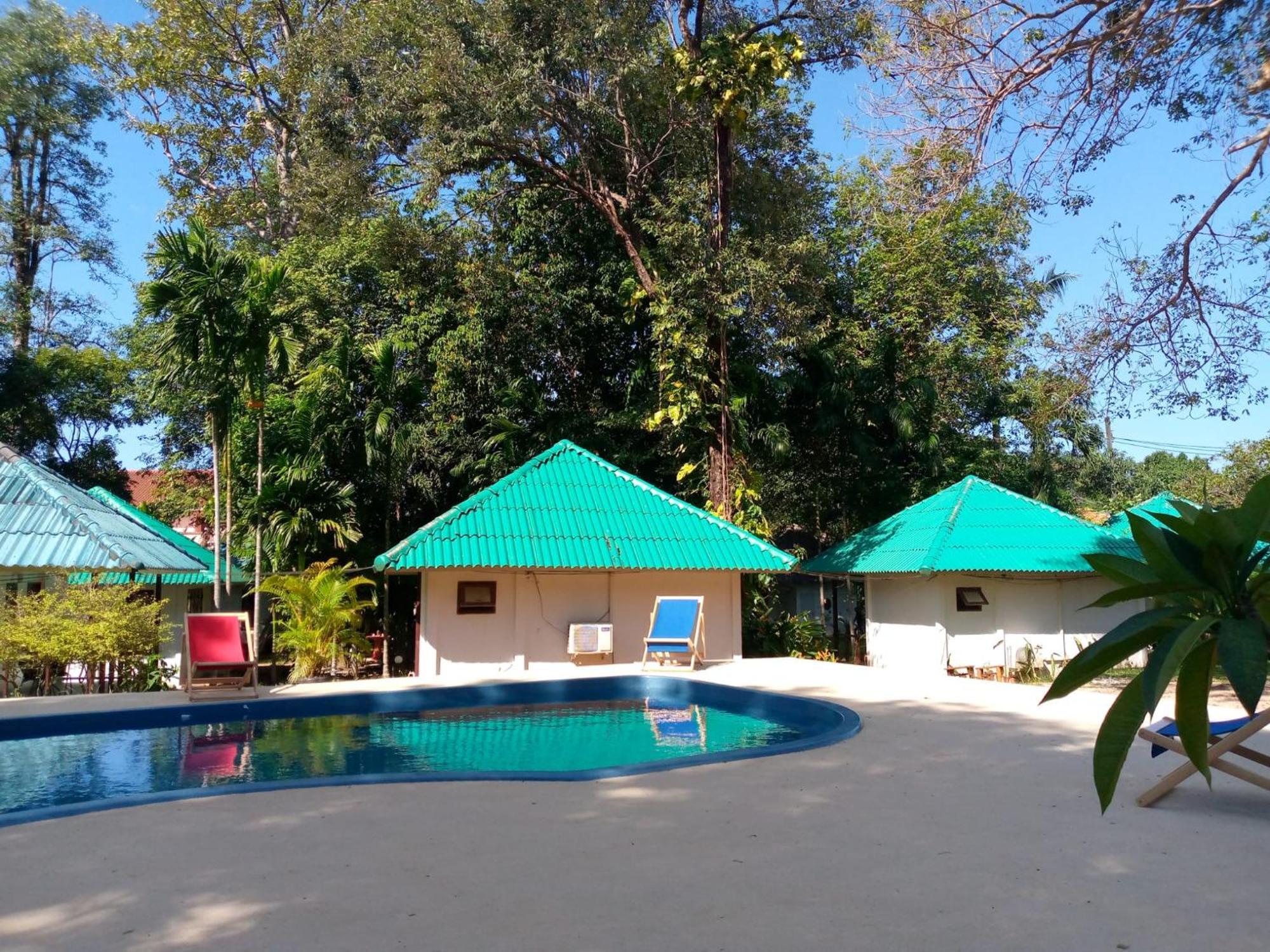 Tropical Paradise Leelawadee * Koh Chang