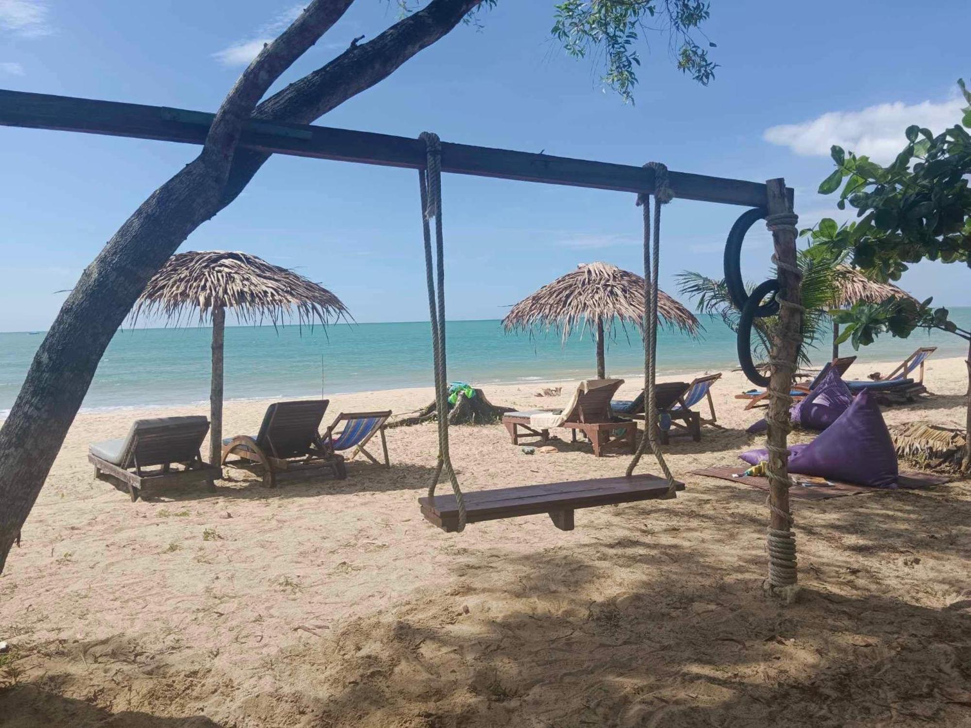 Pranee Koh Kho Khao Island