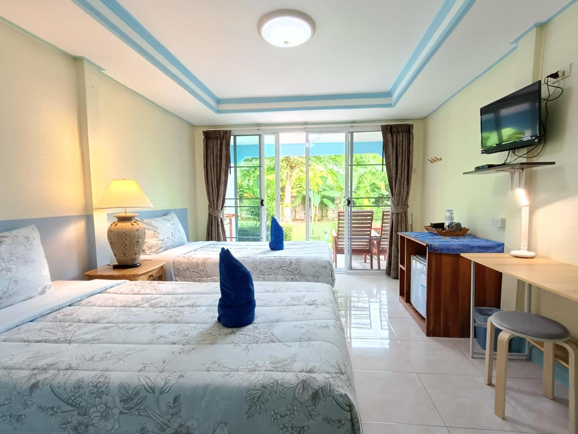 Guest house Forever Kohmook 3*