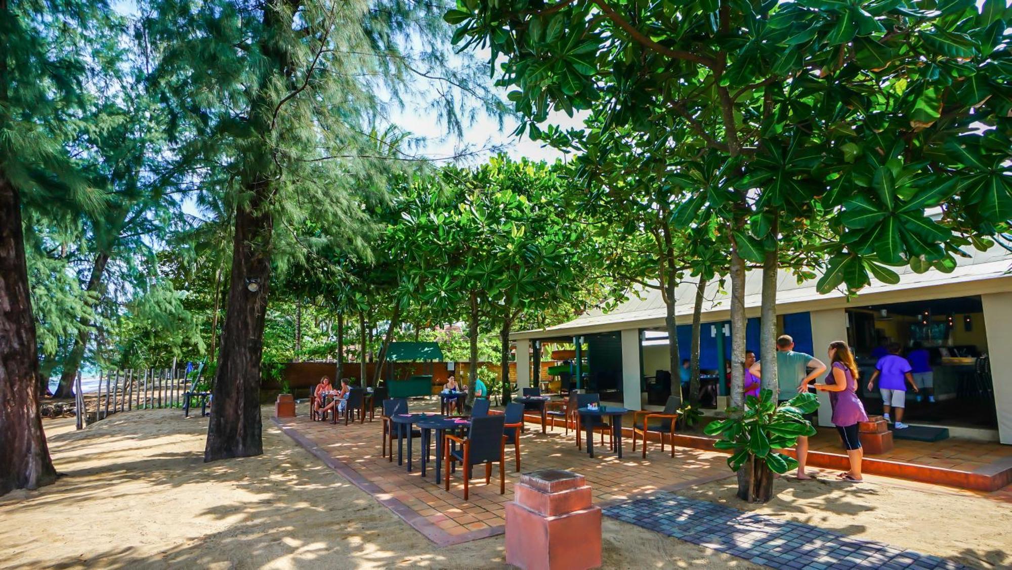 Baan Khaolak Resort