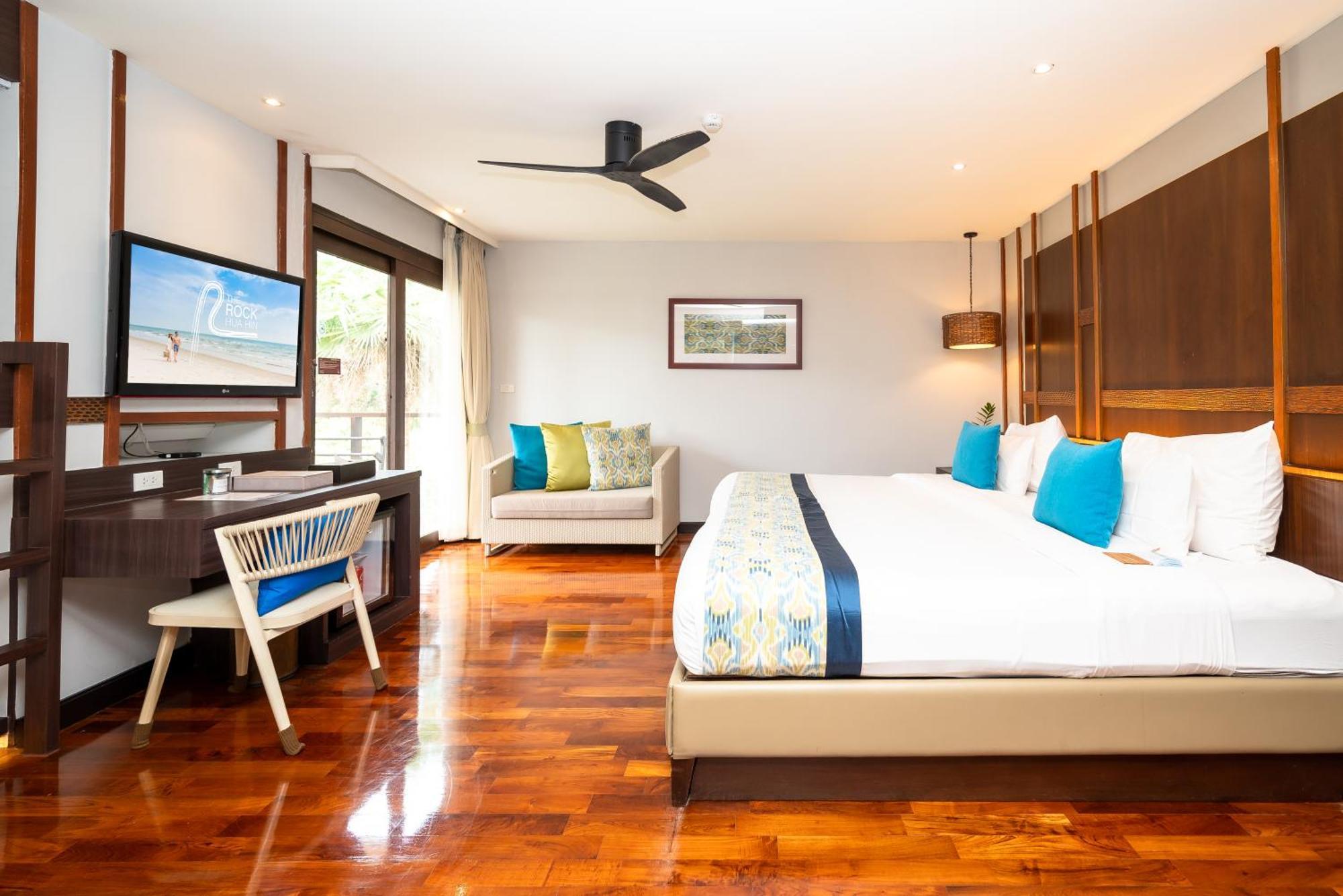 The Rock Beachfront 4* Hua Hin