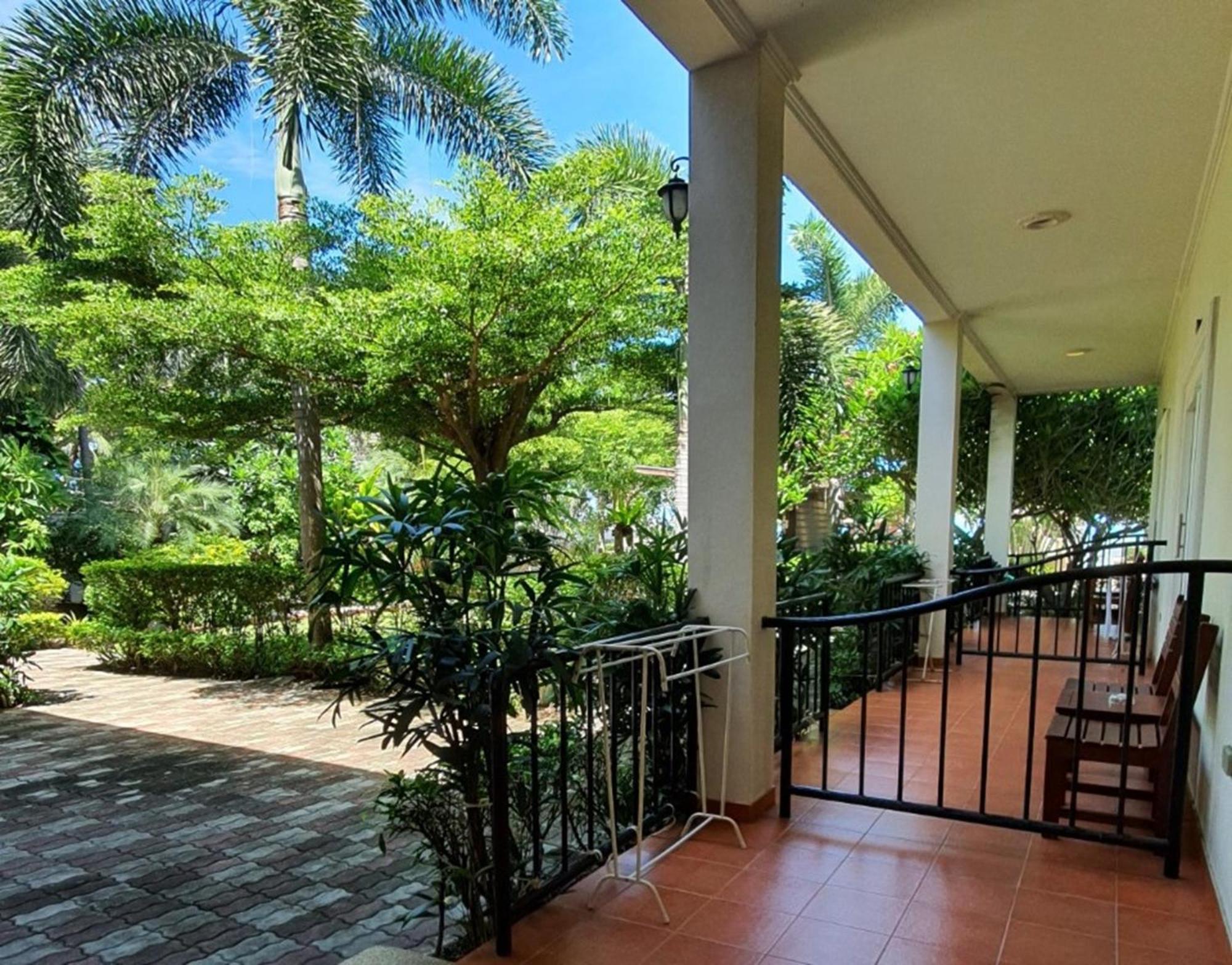 Serene Sands Hotel 4*