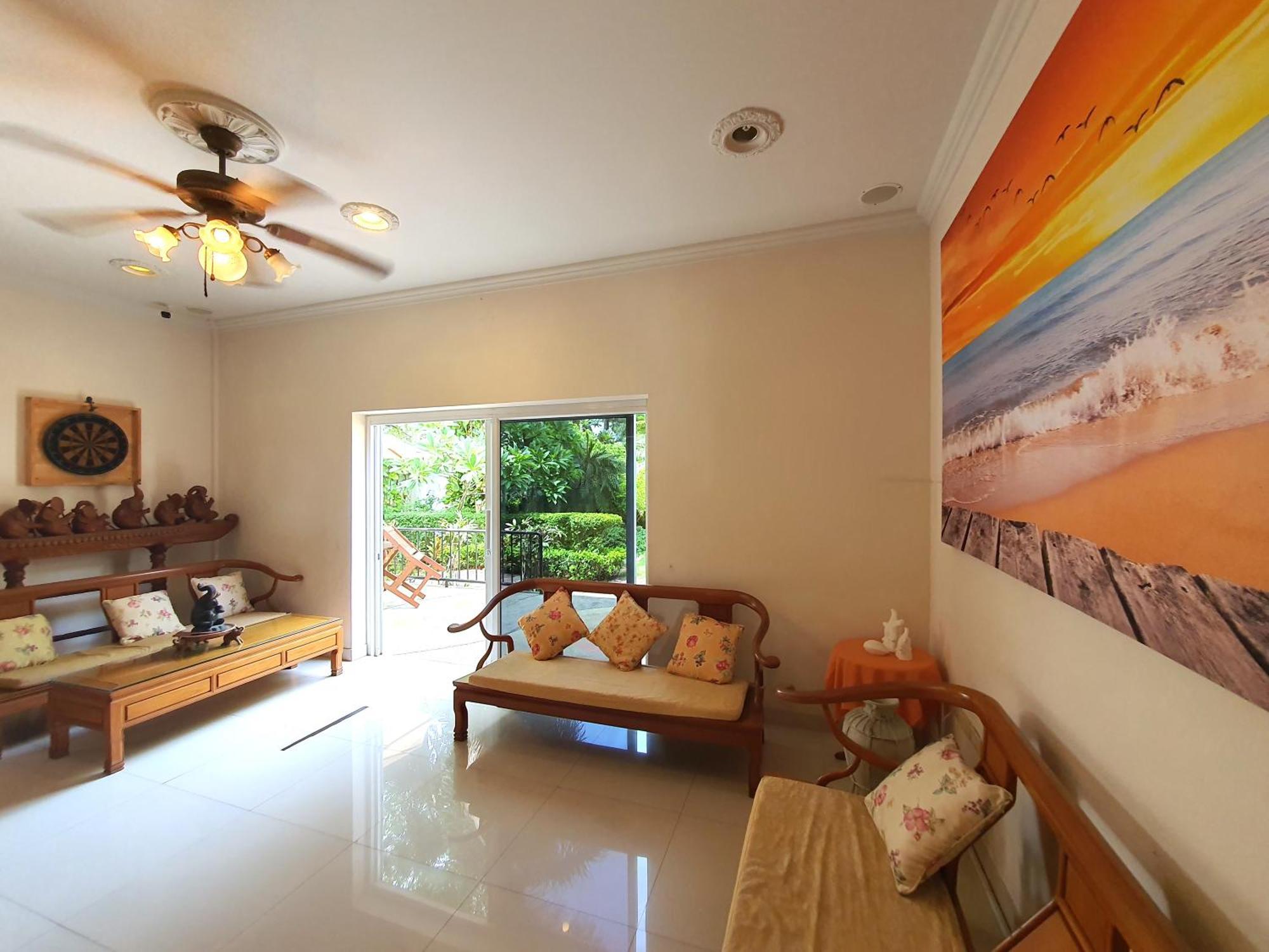 Serene Sands Hotel Bang Lamung