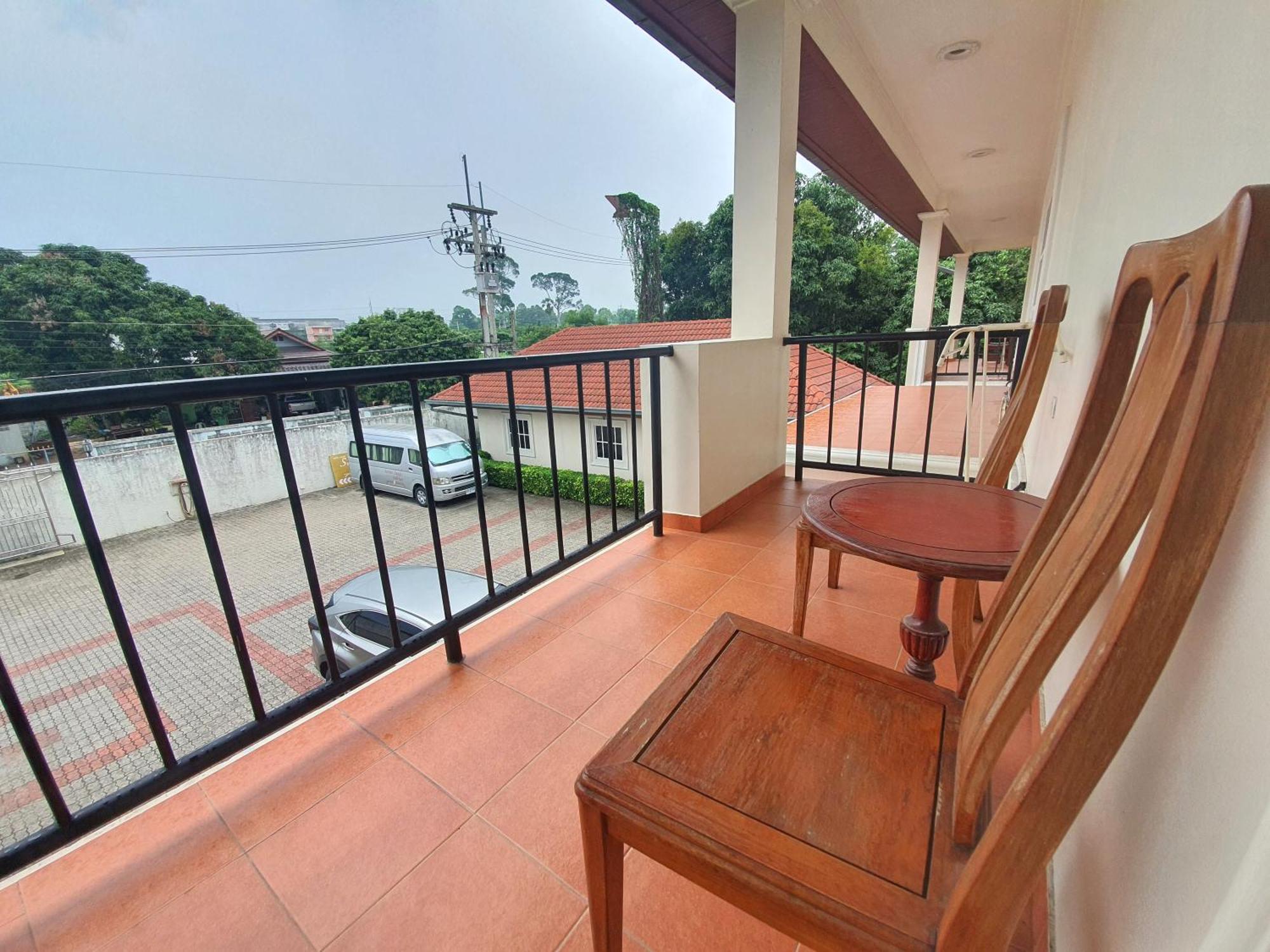Serene Sands Hotel Bang Lamung