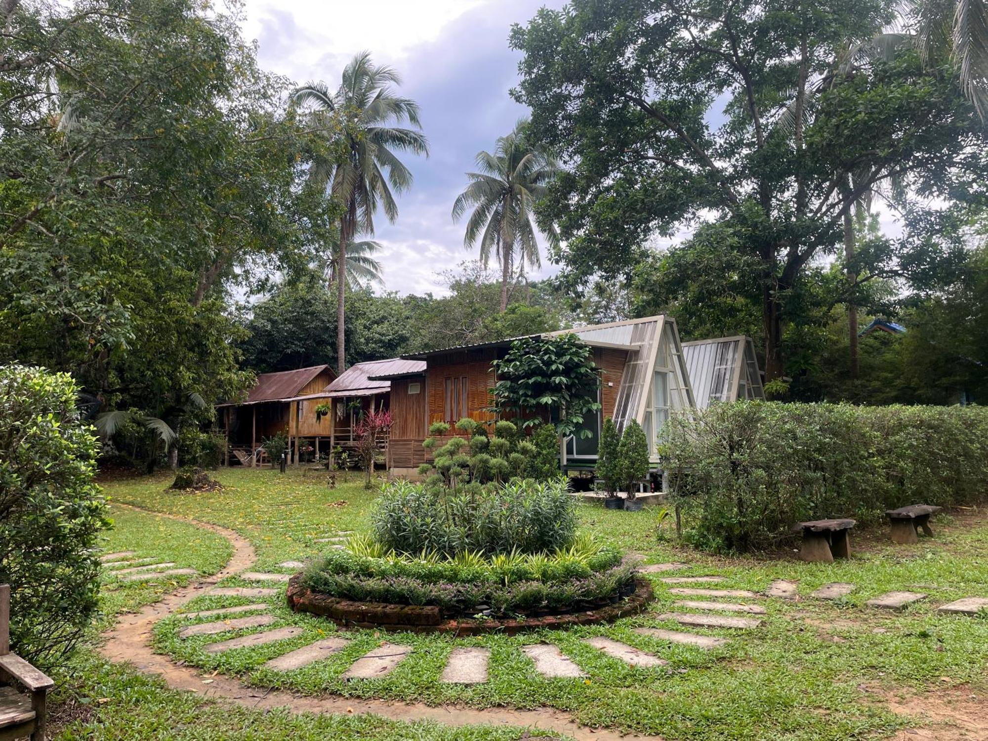 Alojamento Coffee And