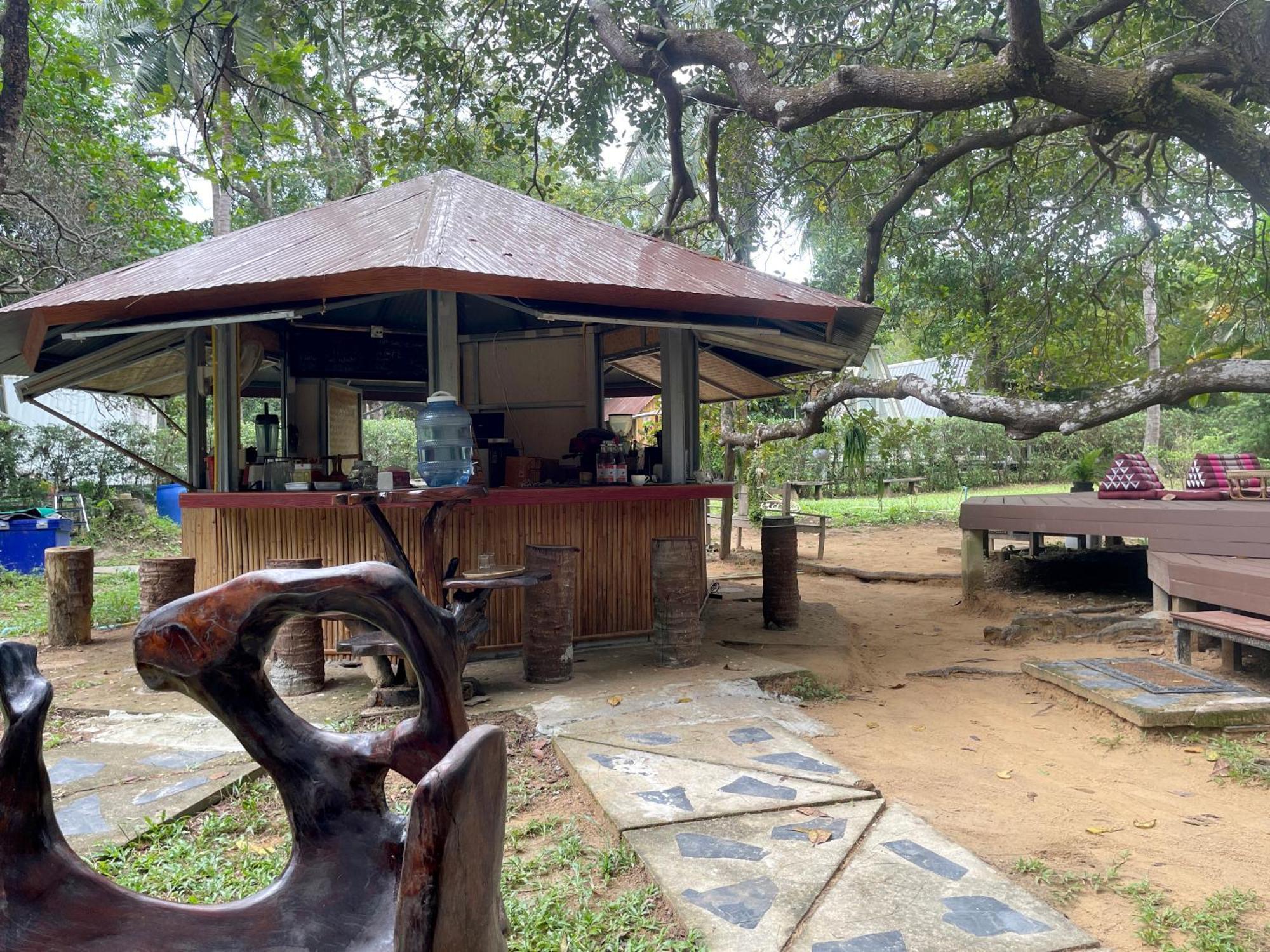 Alojamento Coffee And