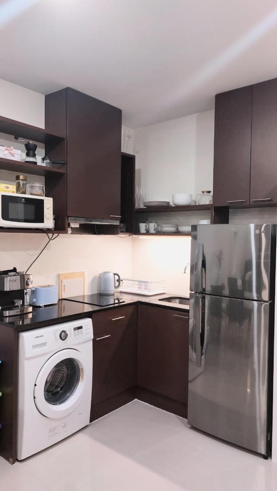 Chic Building A Apartment Karon