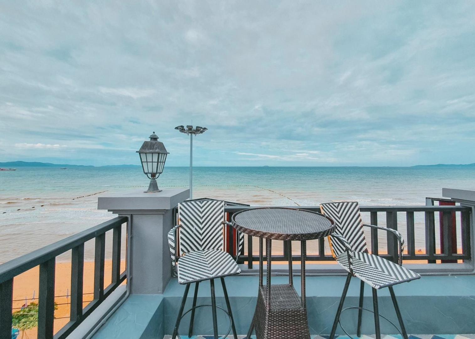 Hotel Seaside Pattaya 3*