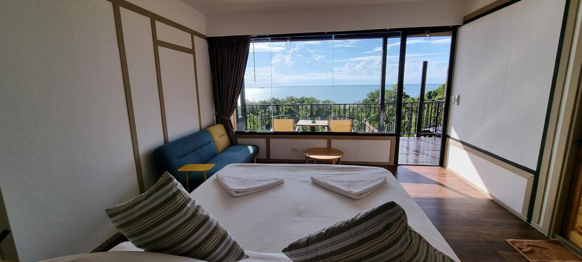 Sis And Sea Villa