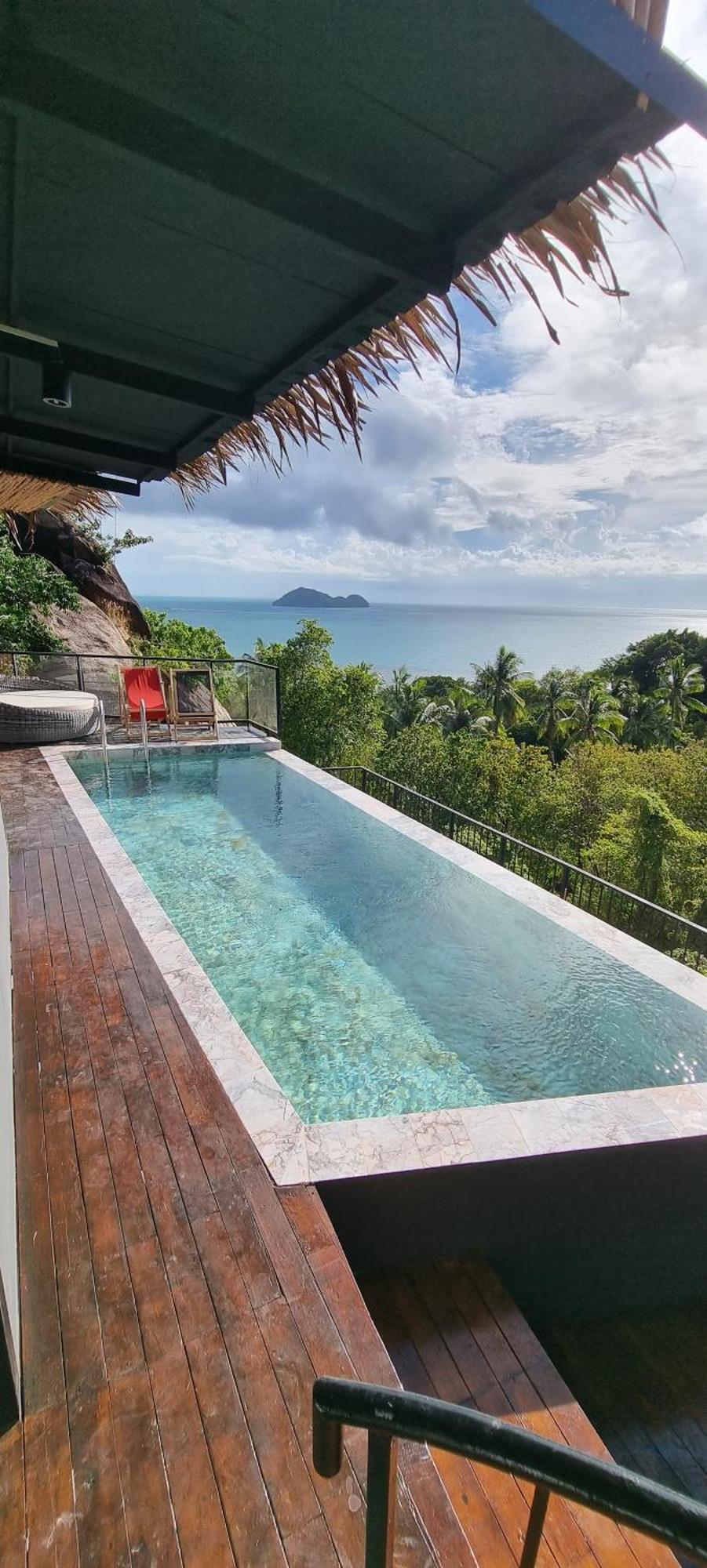 Sis And Sea Villa *