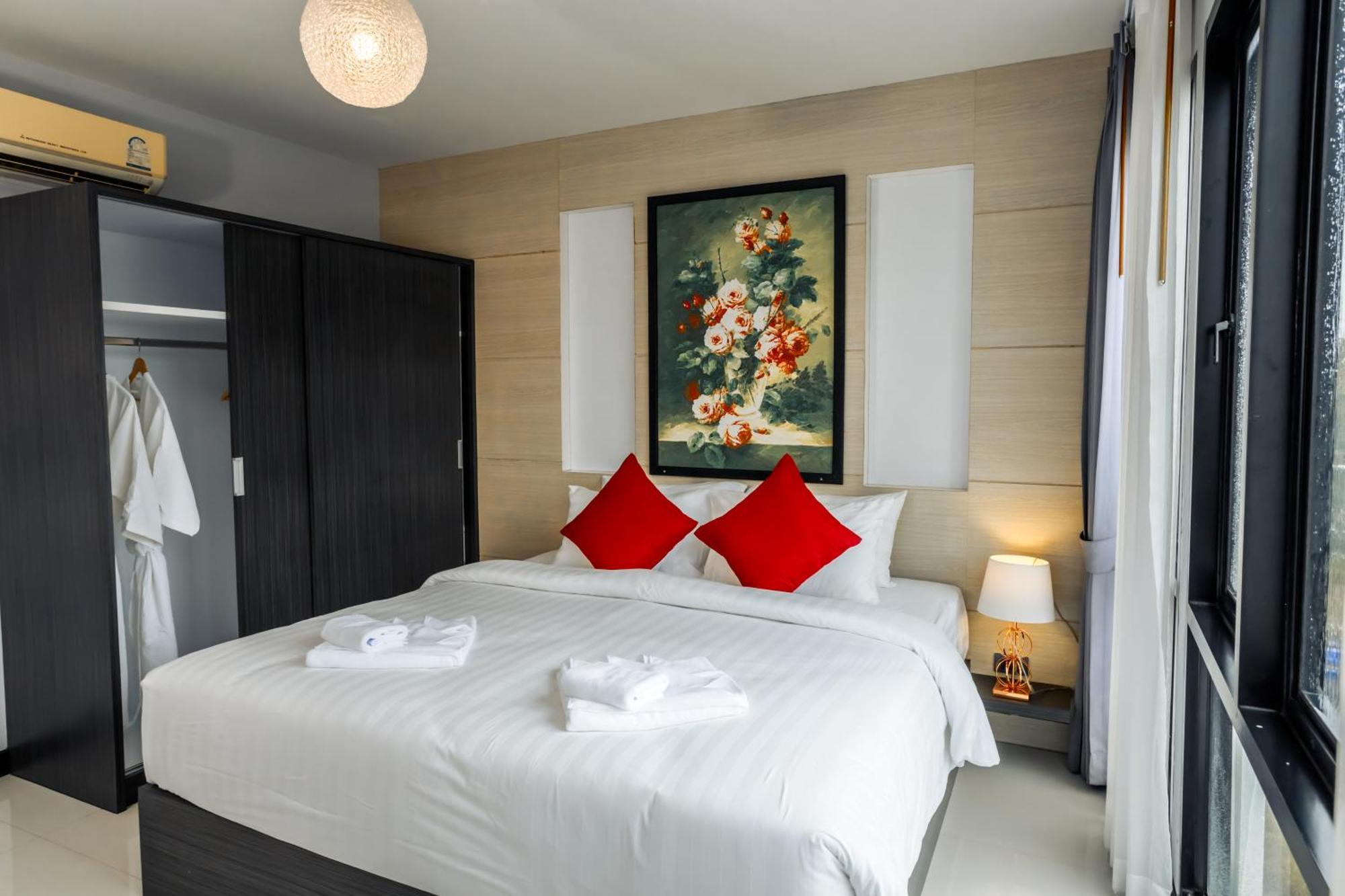The Lucky Hotel