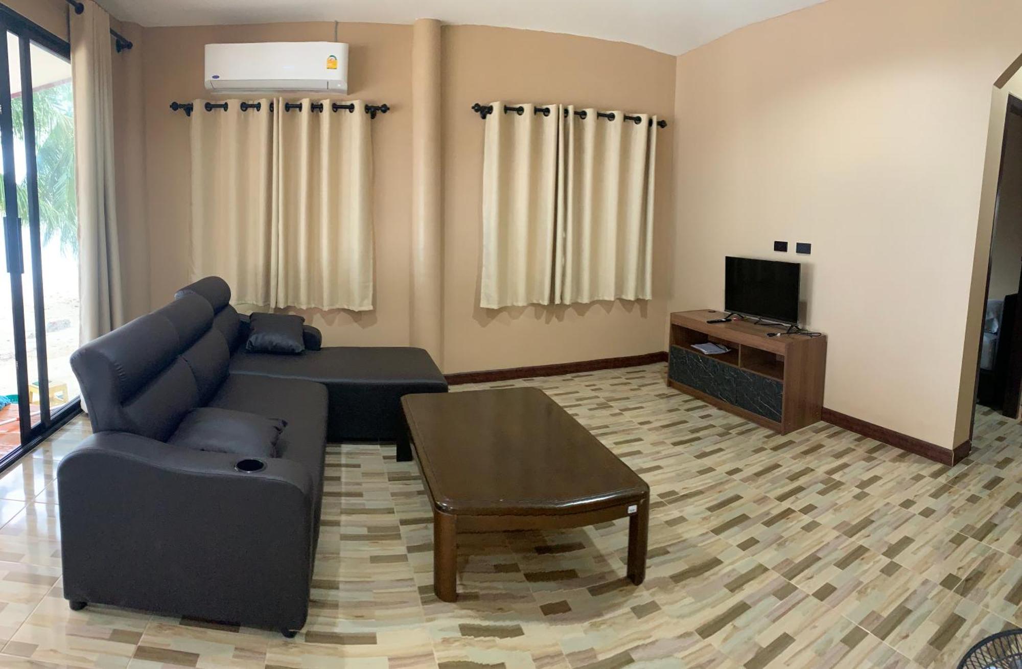Resort Pimmada Hut