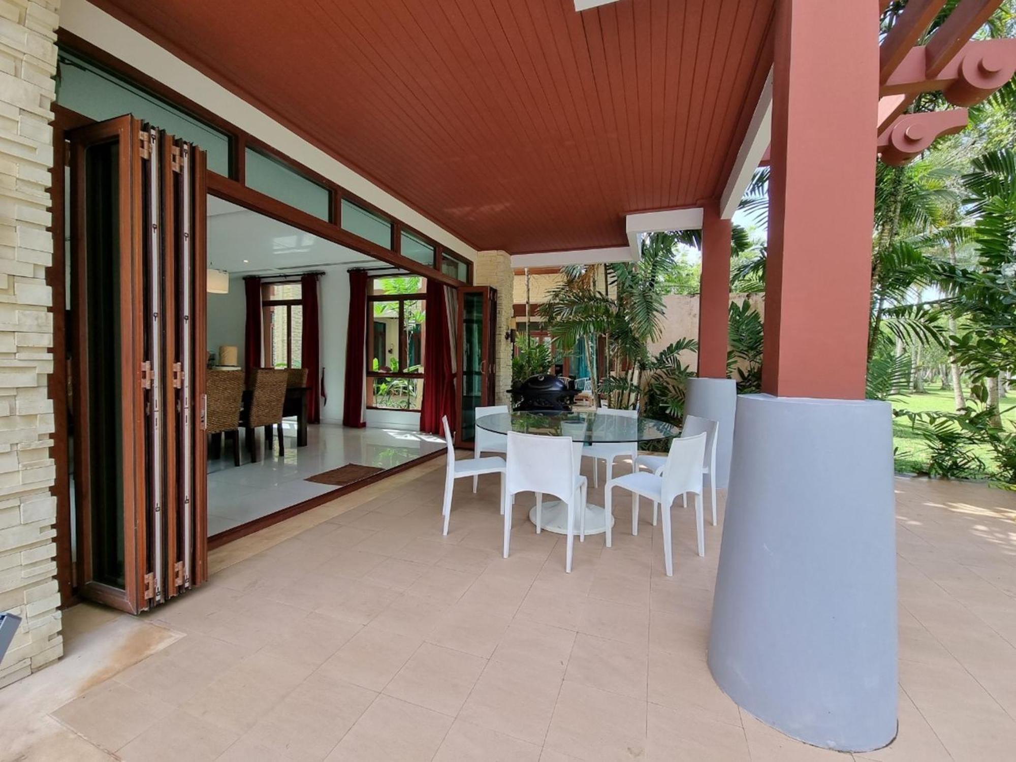 Amatapura Beachfront 15, Sha Certified Villa *