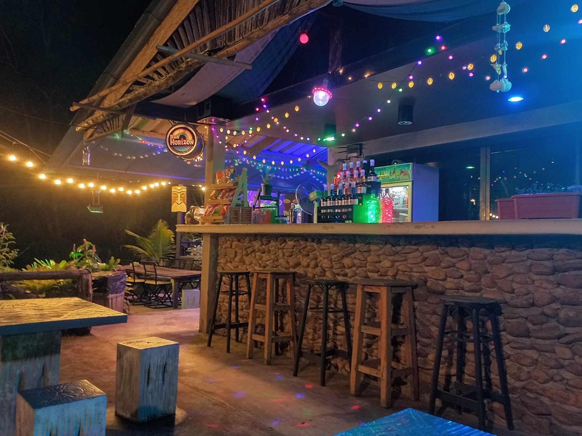 Hostel Bar Horizon *