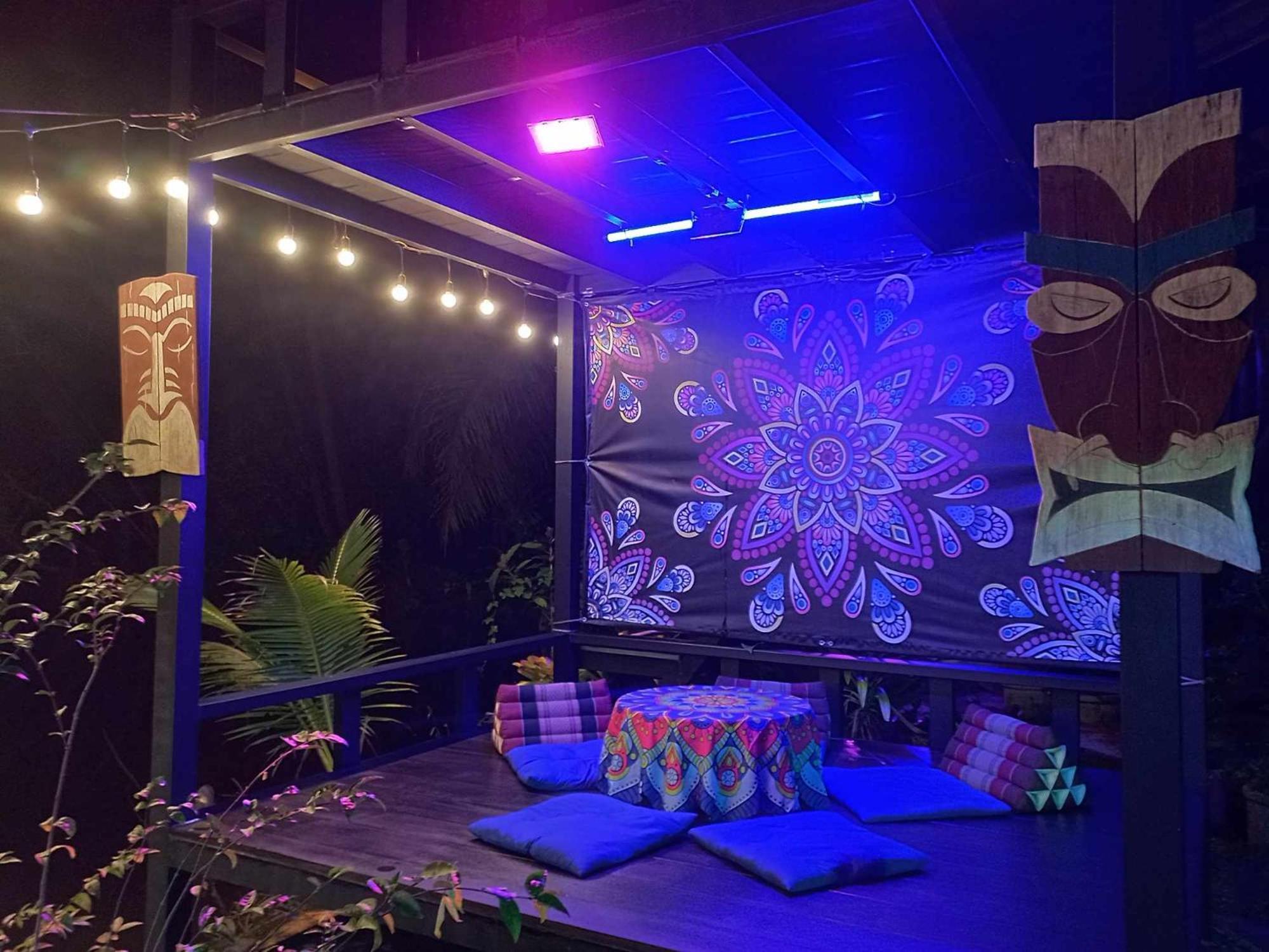 Bar Horizon