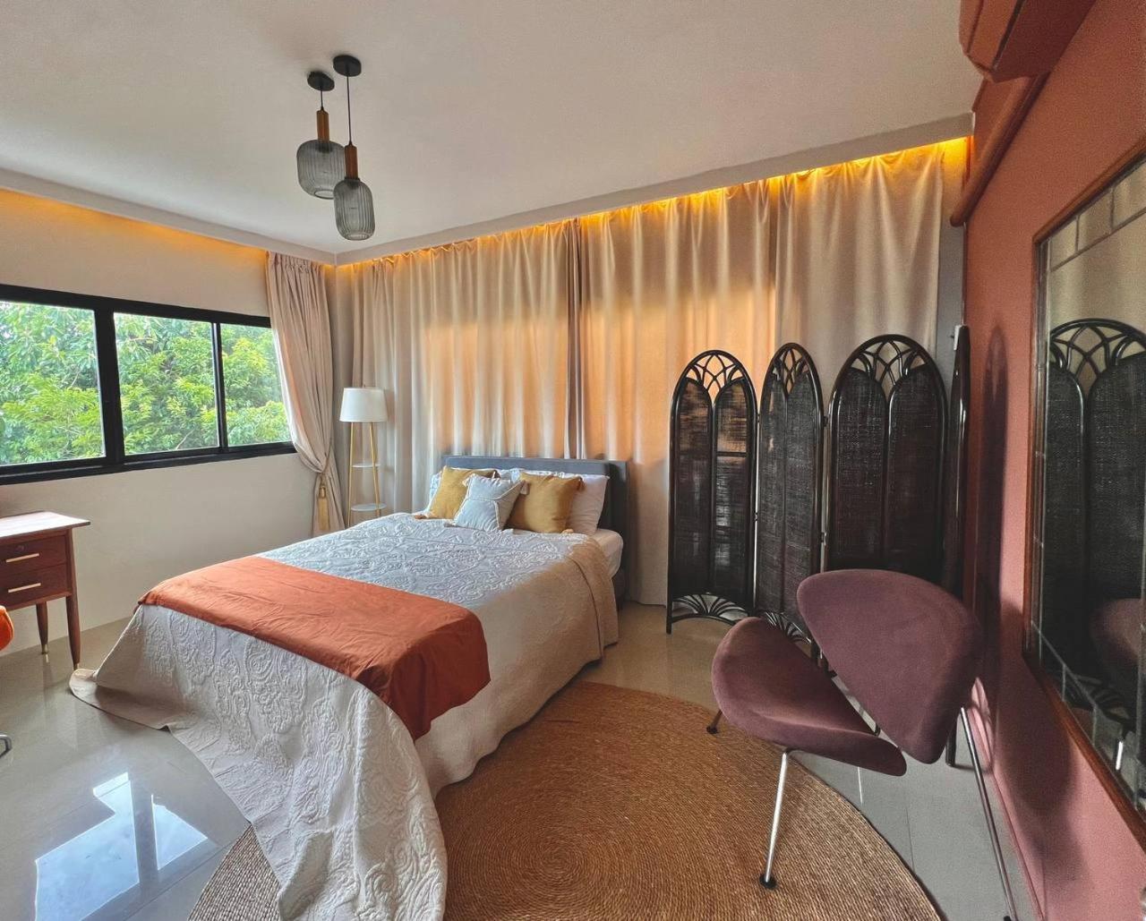 Villa Sunset Hilltop Ocean View 2bd House *