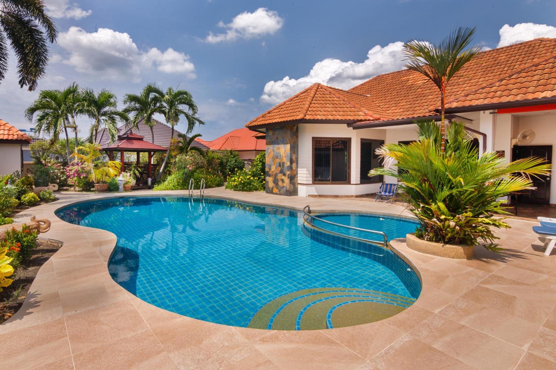 Pattaya Hill Close To Walking St And Villa Nong Prue