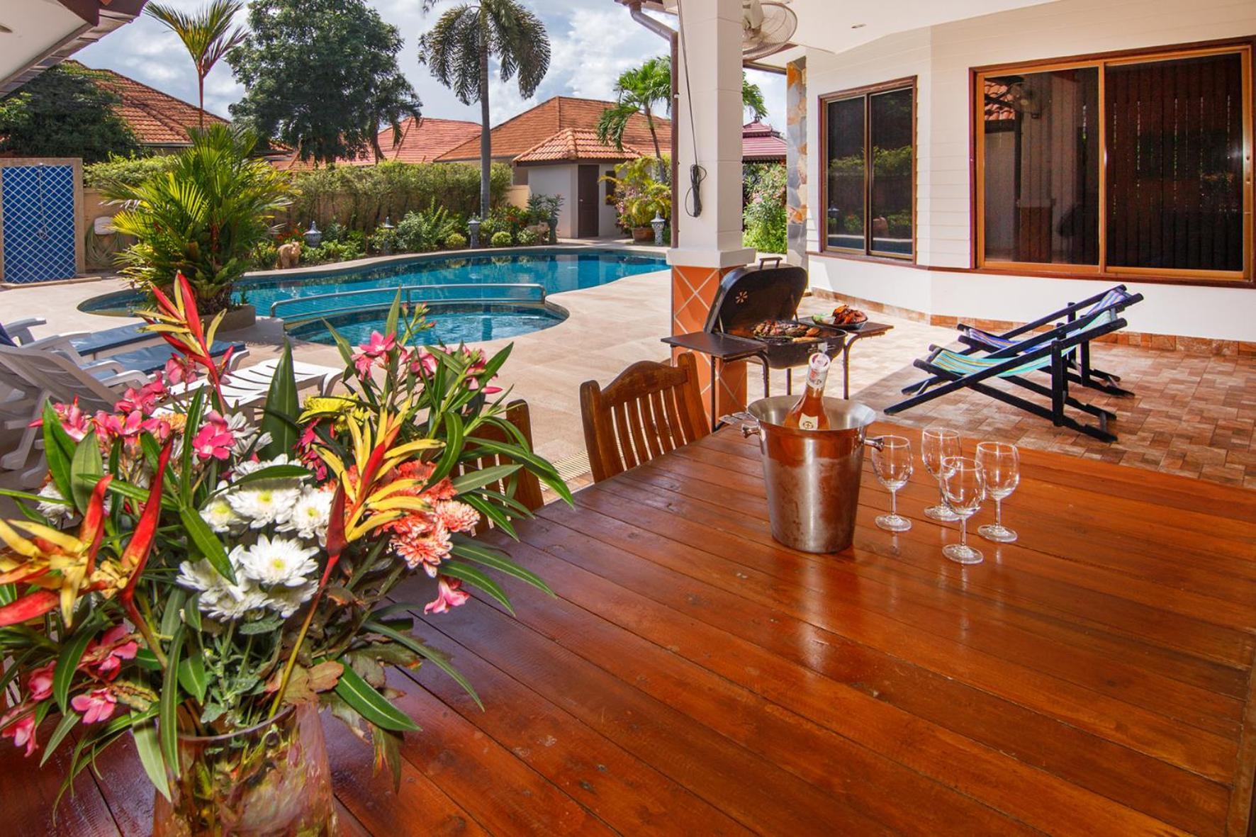 Villa Pattaya Hill Close To Walking St And *