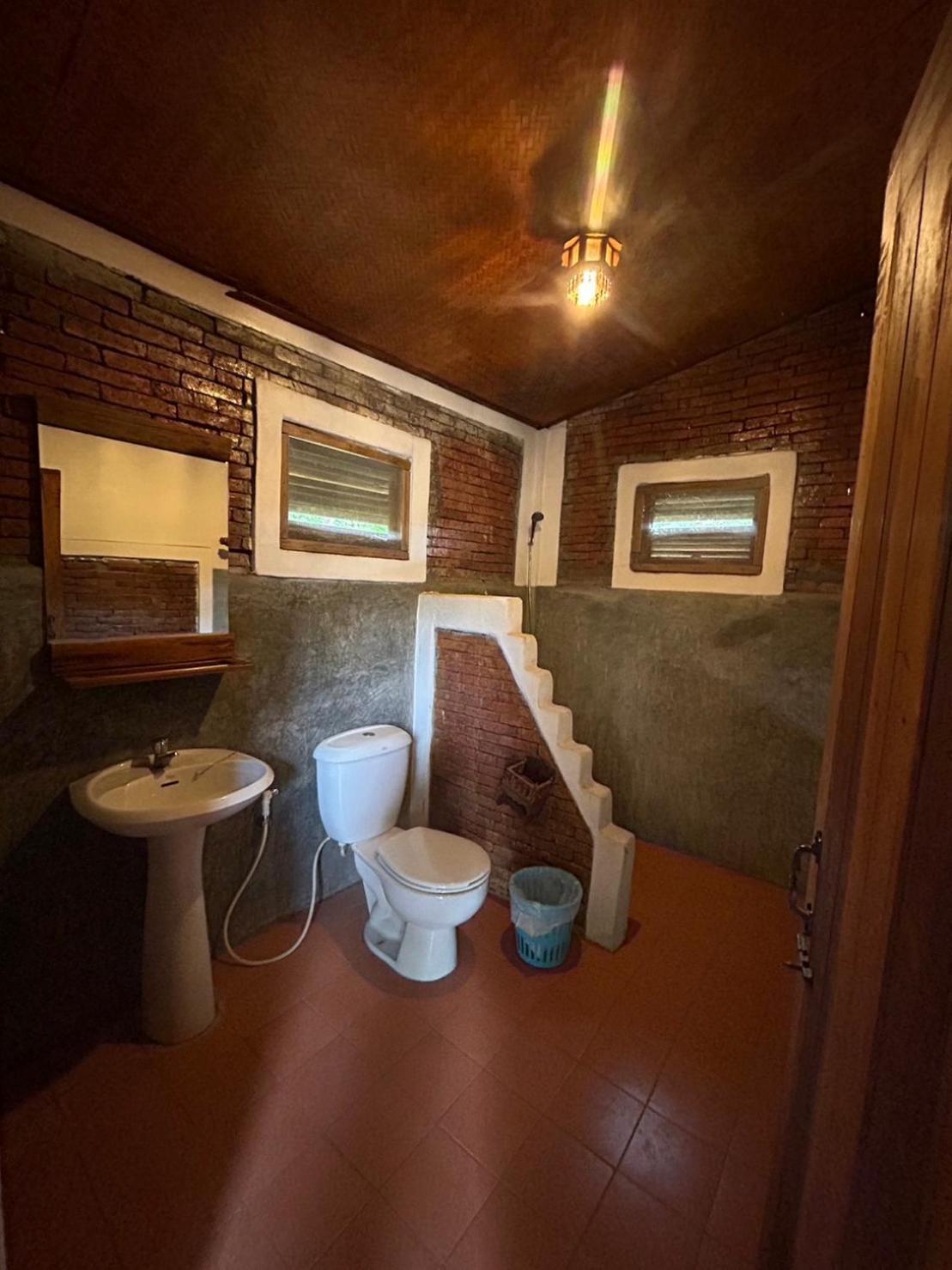 Lodge & Baan Chonphao *