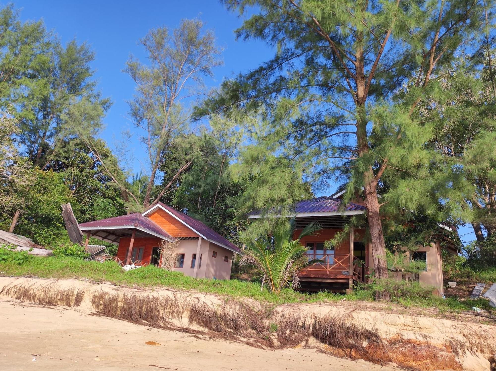 Jansom 2 Resort *