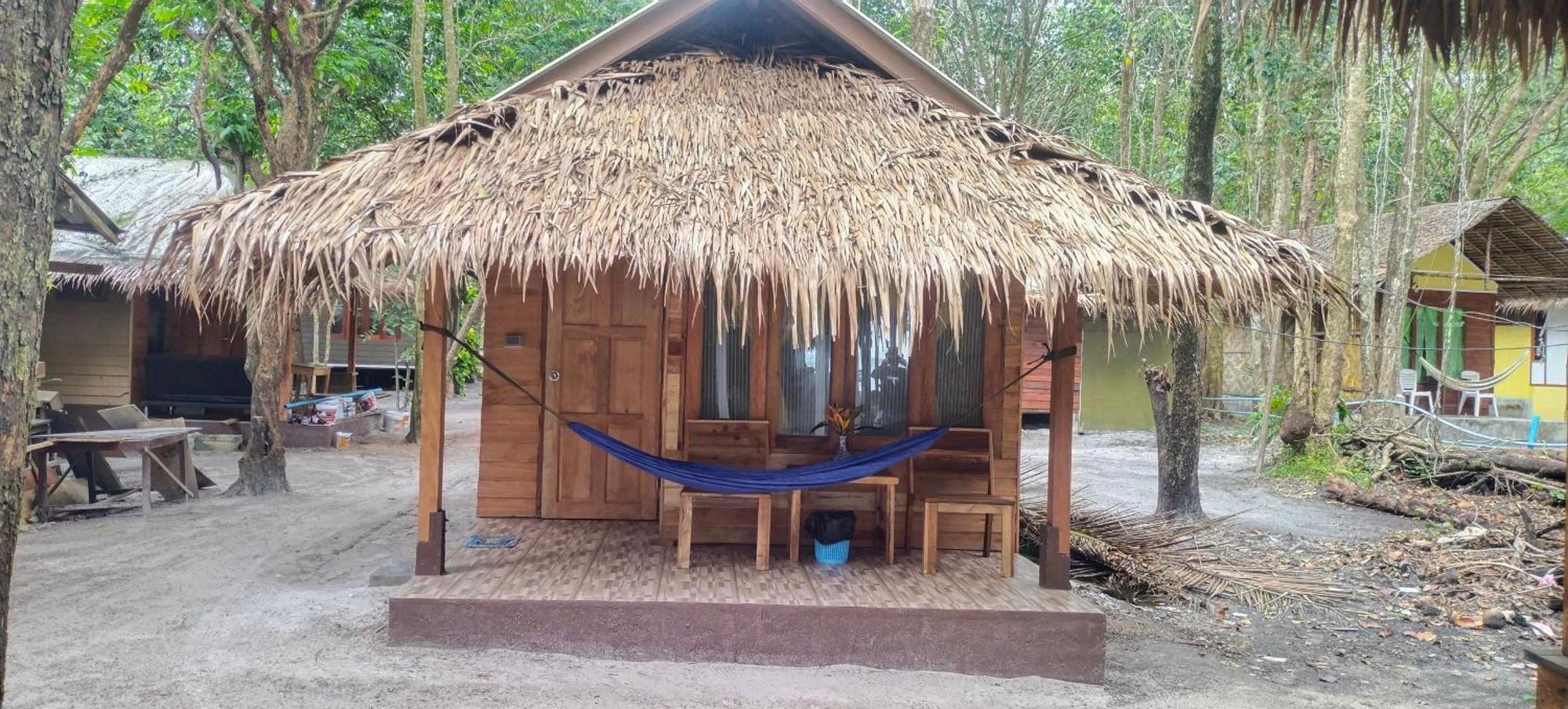 Resort Lazy Hut