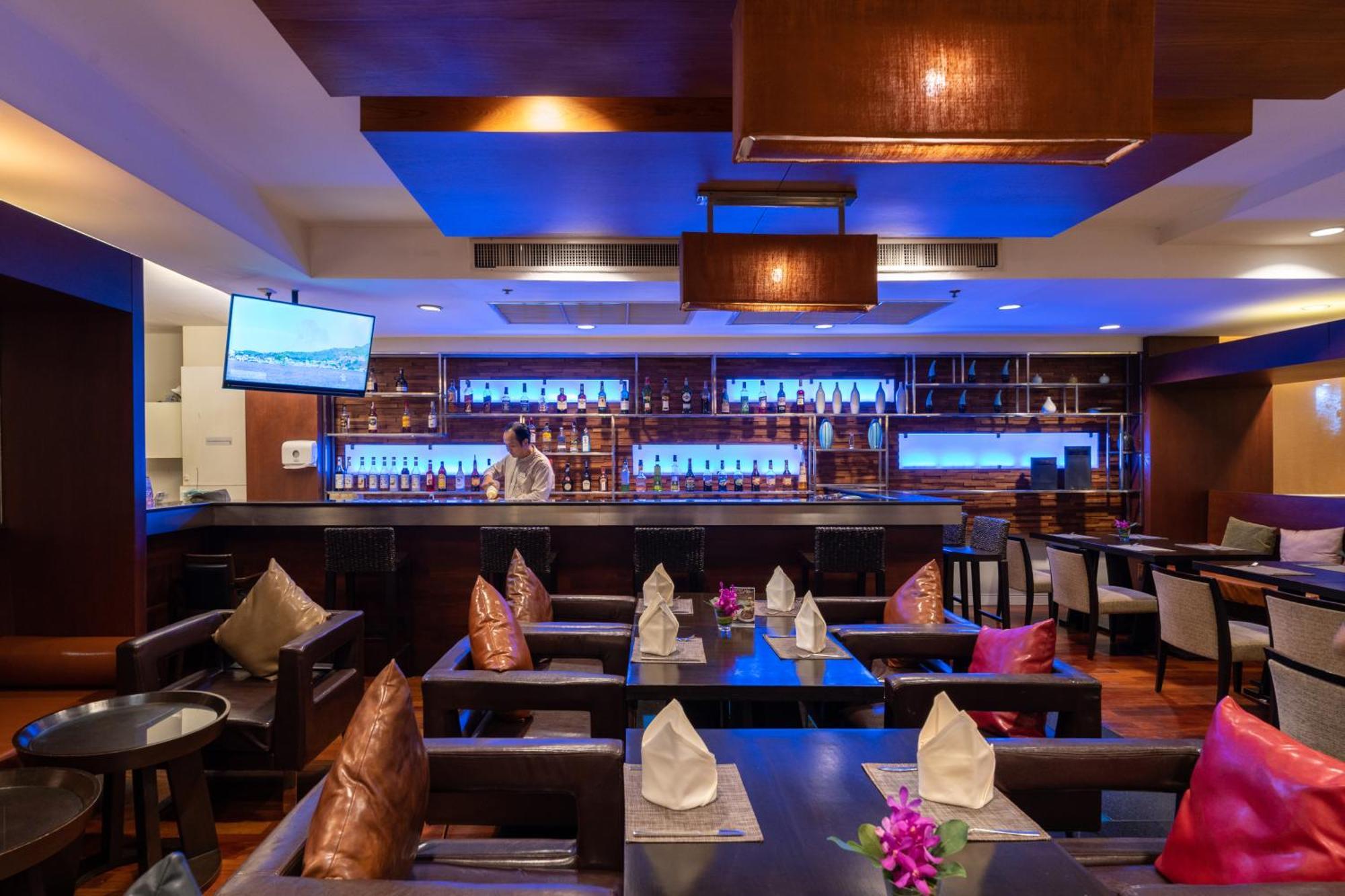 Kantary Hills Hotel,