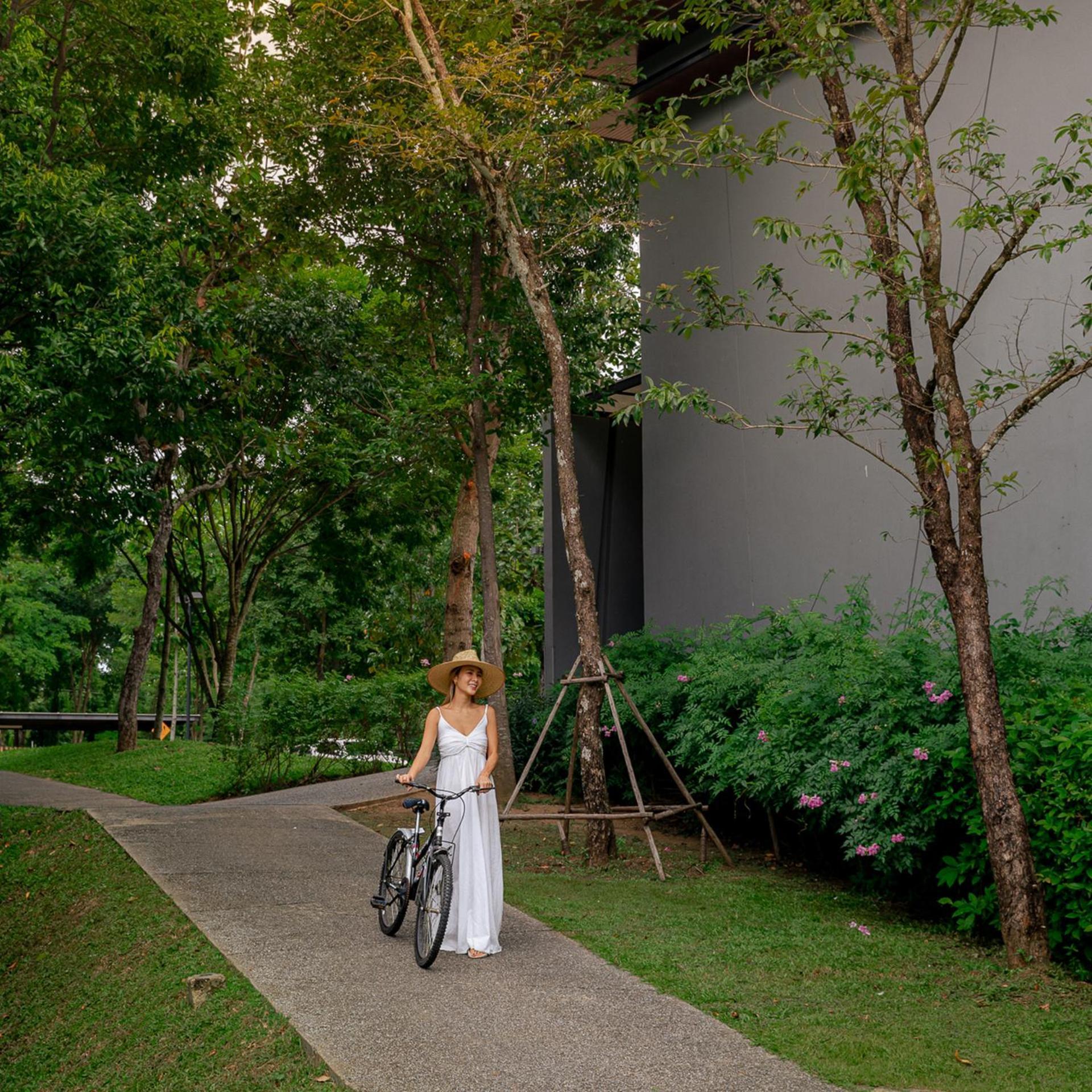 Dusitd2 Khao Yai Mu Si