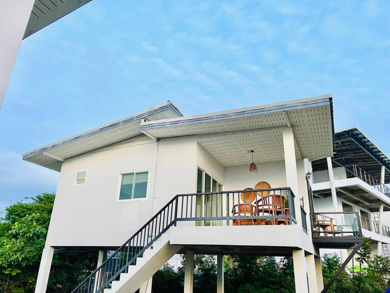 Villa Sunset Hilltop Ocean View 2bd House Haad Tian