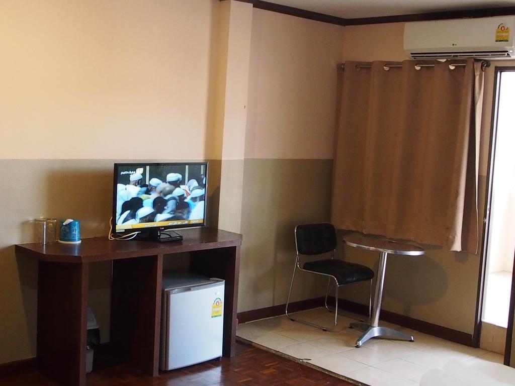 Taj Hostel *
