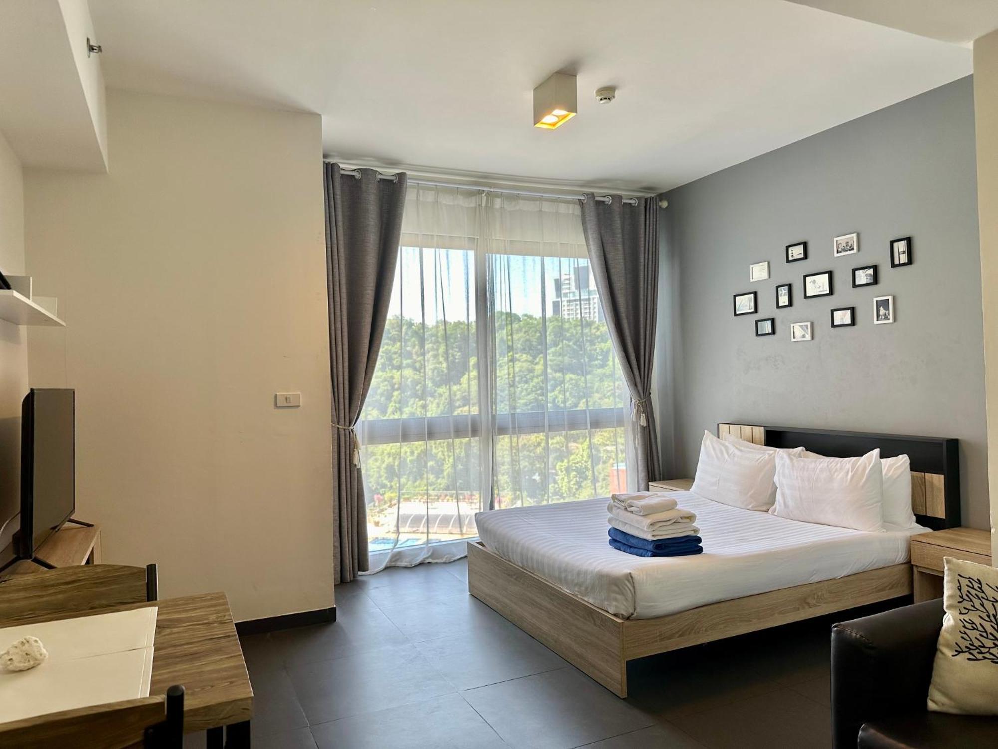 Unixx South By Apartment