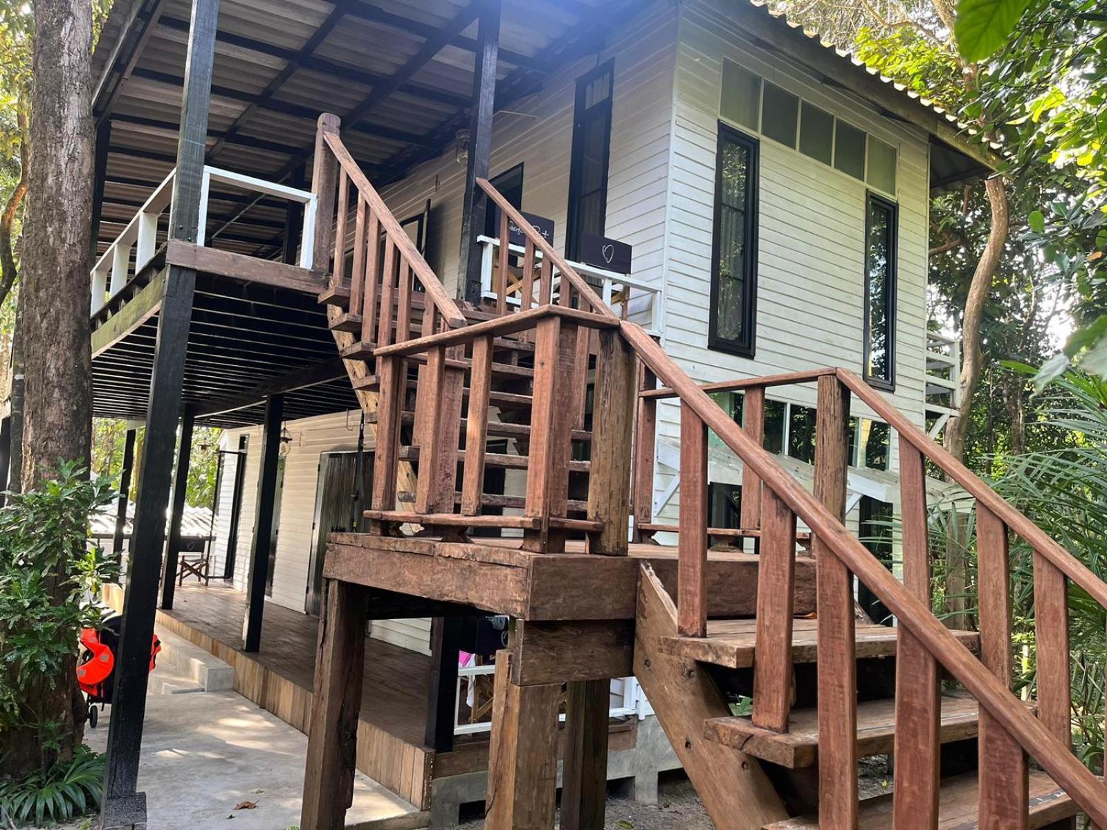 Barefoot Project Formerly Baan Klong Kleng Guest house 2*