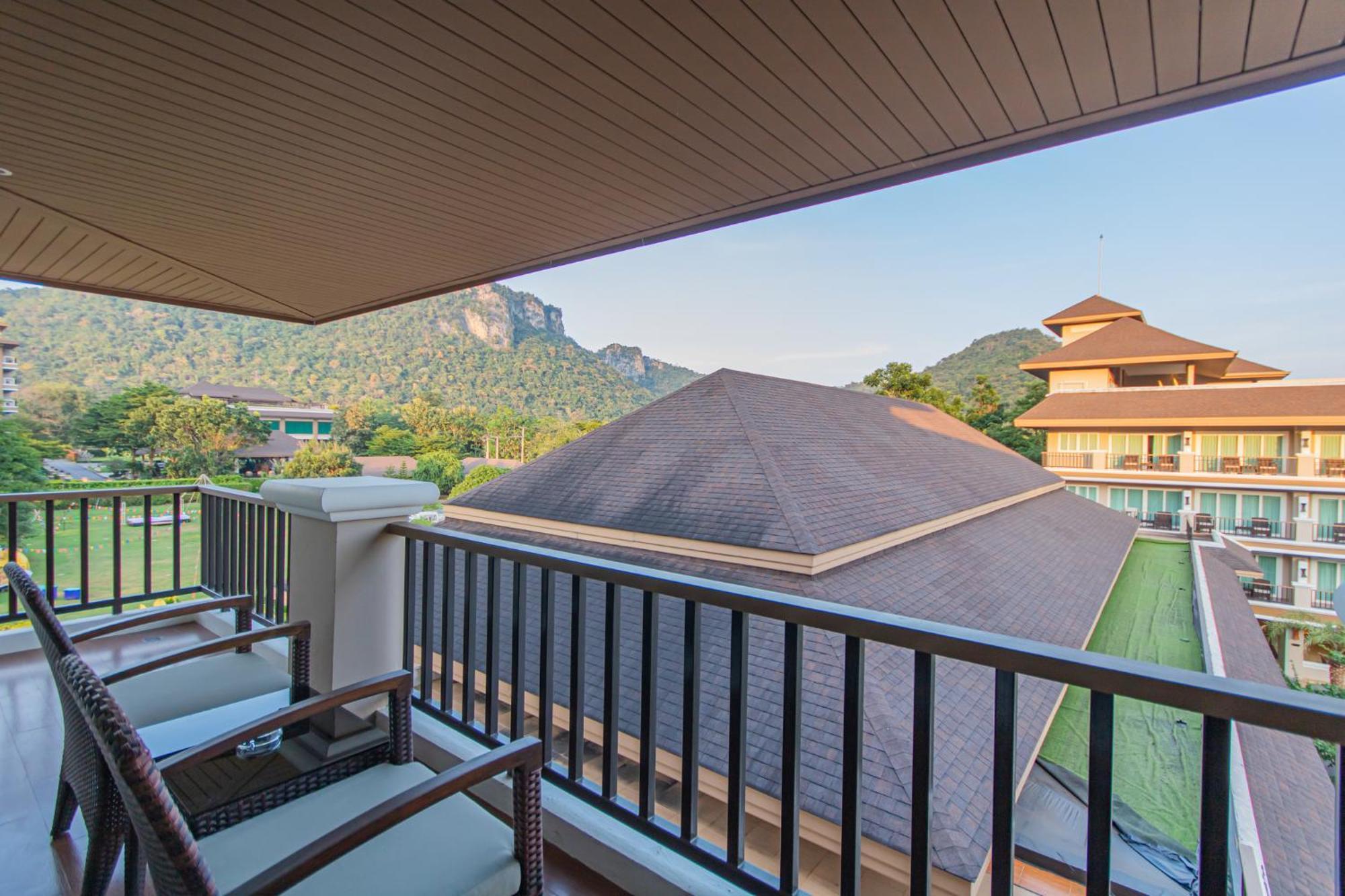 Lacol Khao Yai - A Chatrium Collection Resort