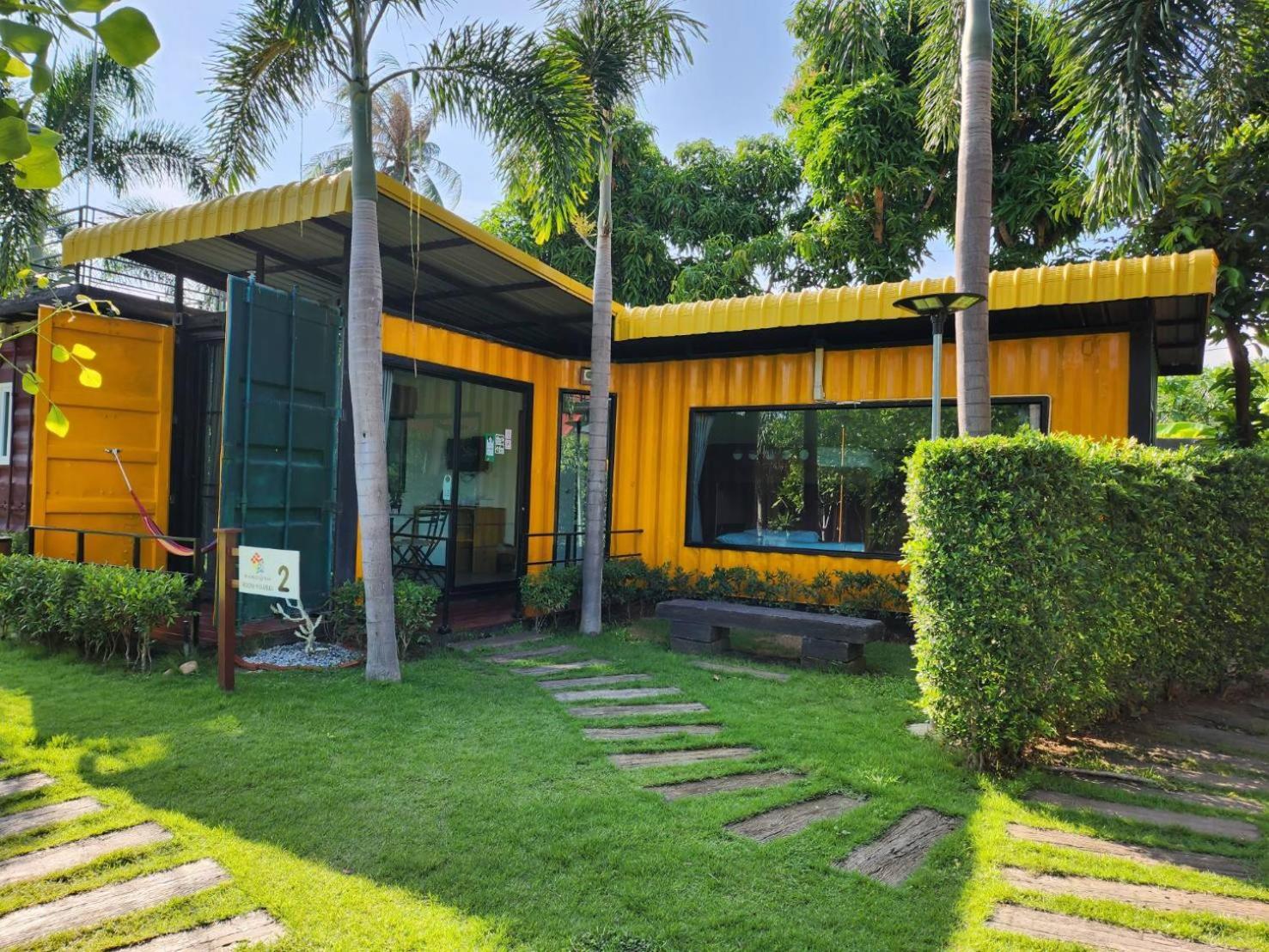 Resort Box At Pran Sam Roi Yot