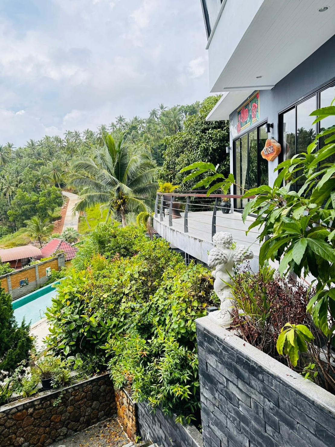 Scenery Sunrise Apartment Chaweng (Koh Samui)