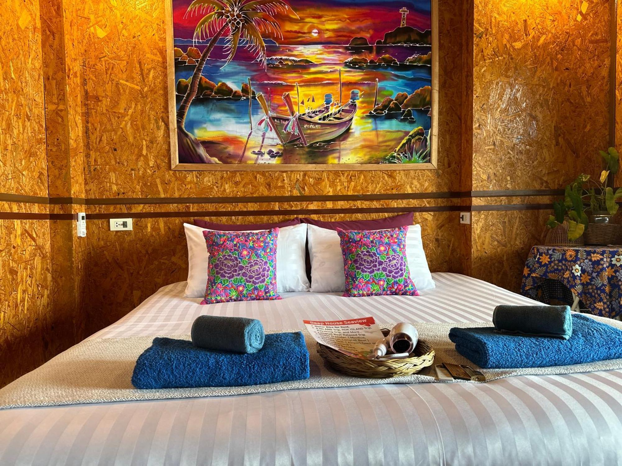 Deep House Sea View Homestay Koh Lanta