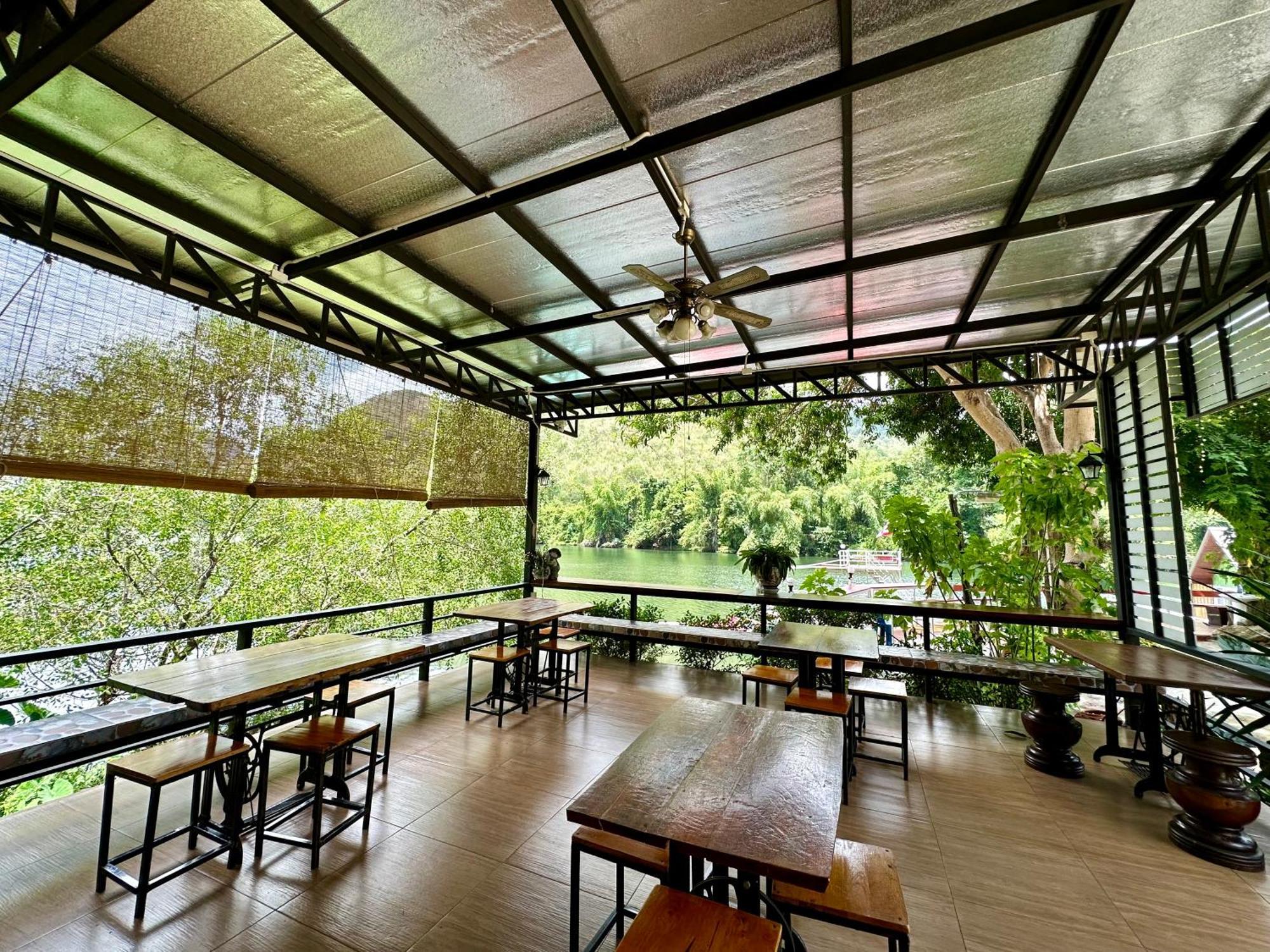 Resort ชอว์ งาทอง รีสอร์ต Chor Ngar Thong Erawan *