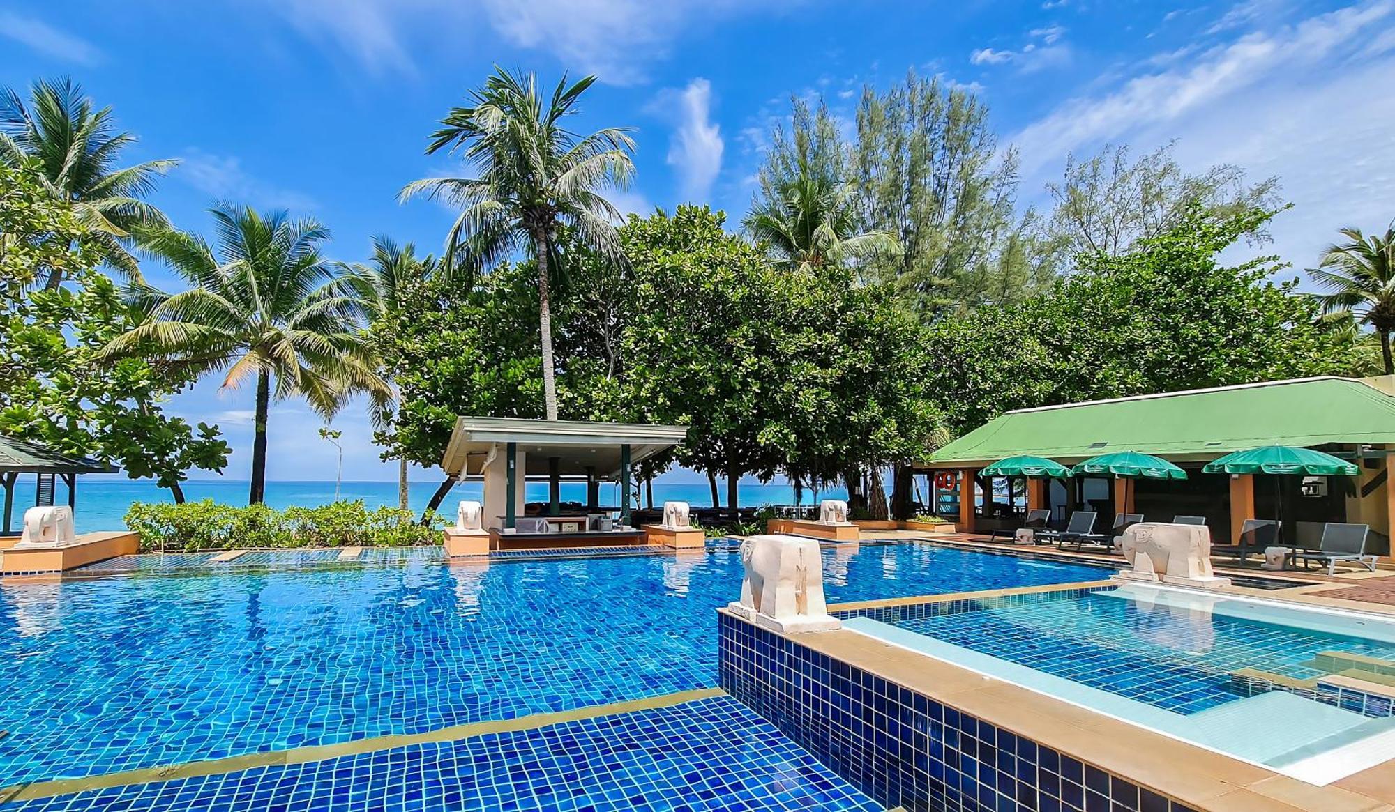 Baan Khaolak