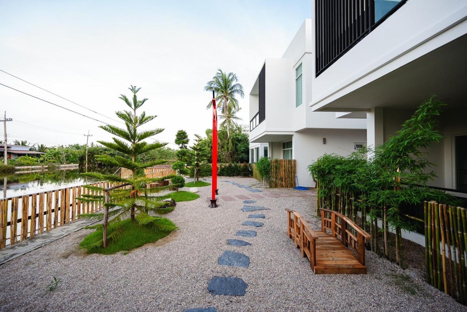 Yunoya Riverside Hotel
