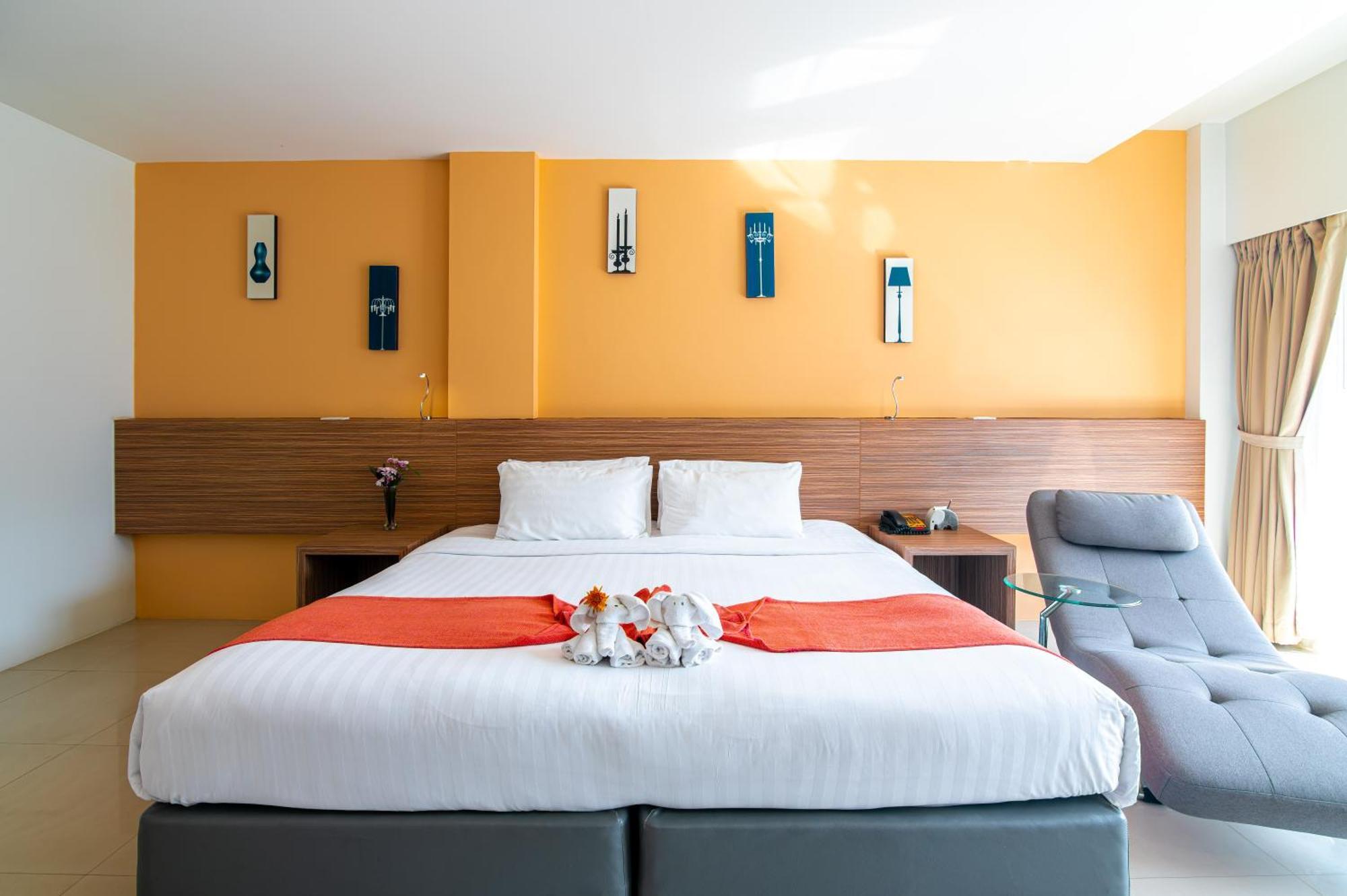Hotel The Lantern - Sha Extra Patong