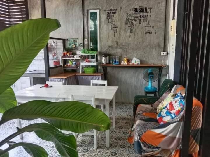 Krabi Nemo House Hostel Ao Nang