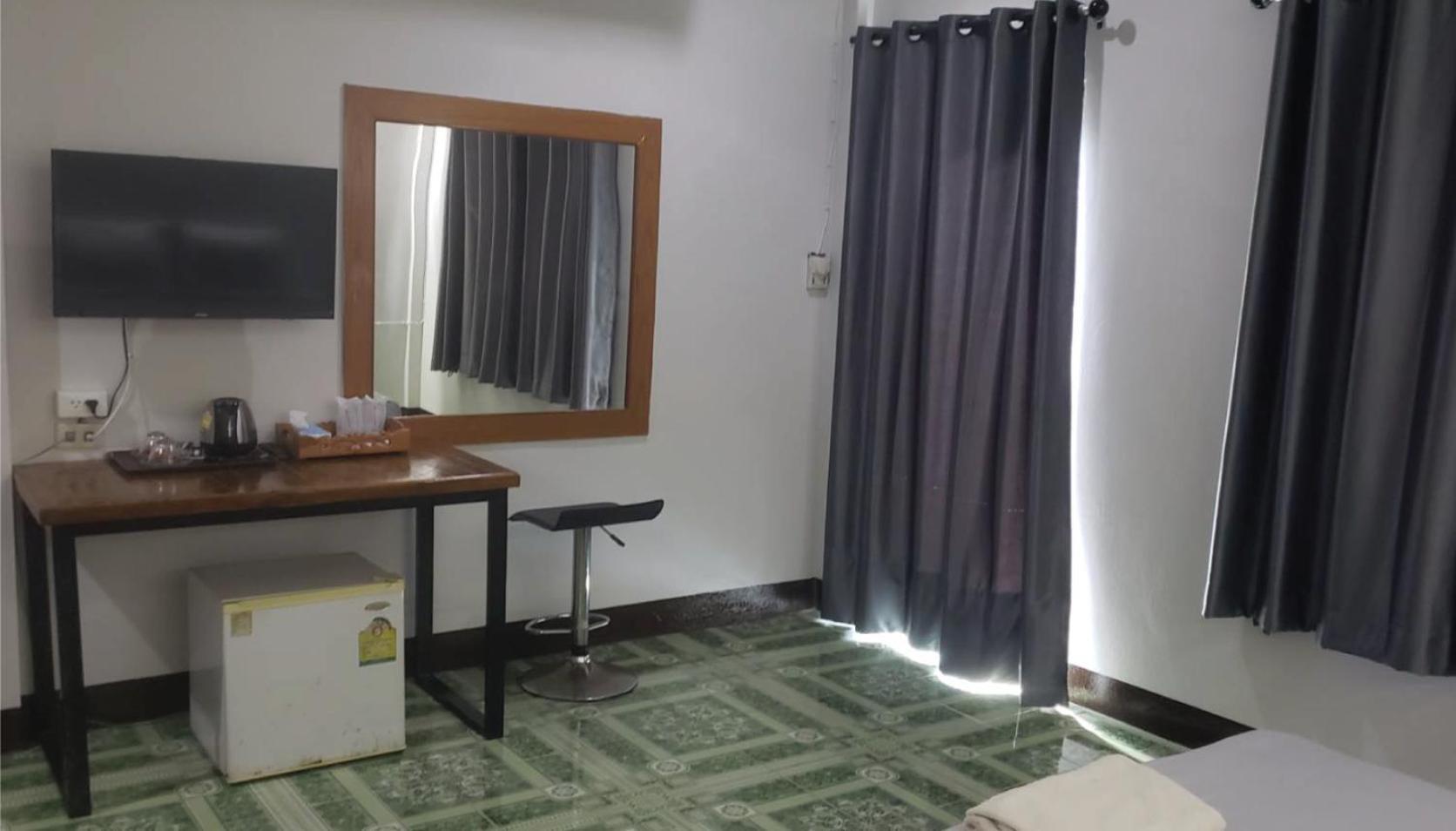 Resort Phontong Garden Kalasin