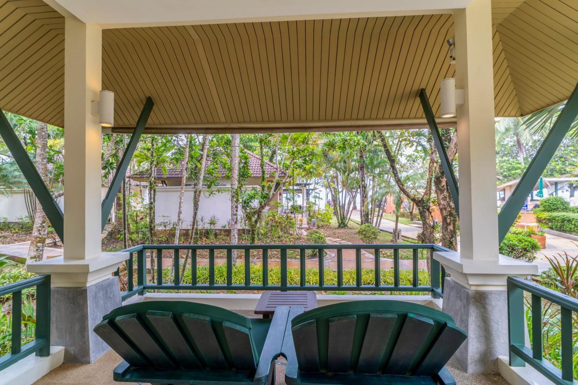 Baan Khaolak 4*