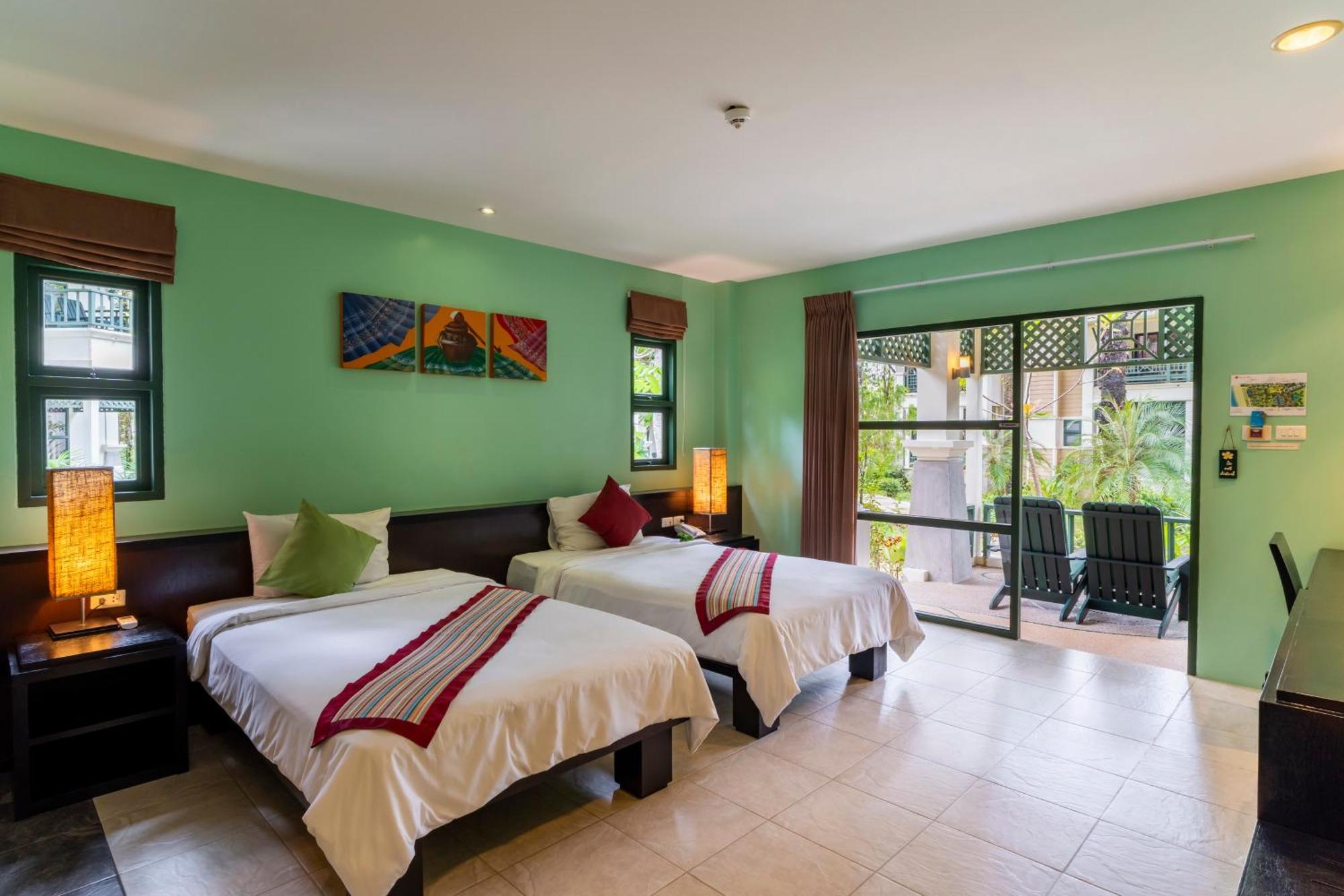 Baan Khaolak 4*