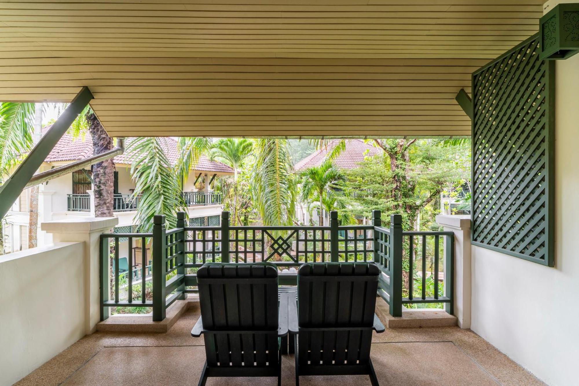 Baan Khaolak