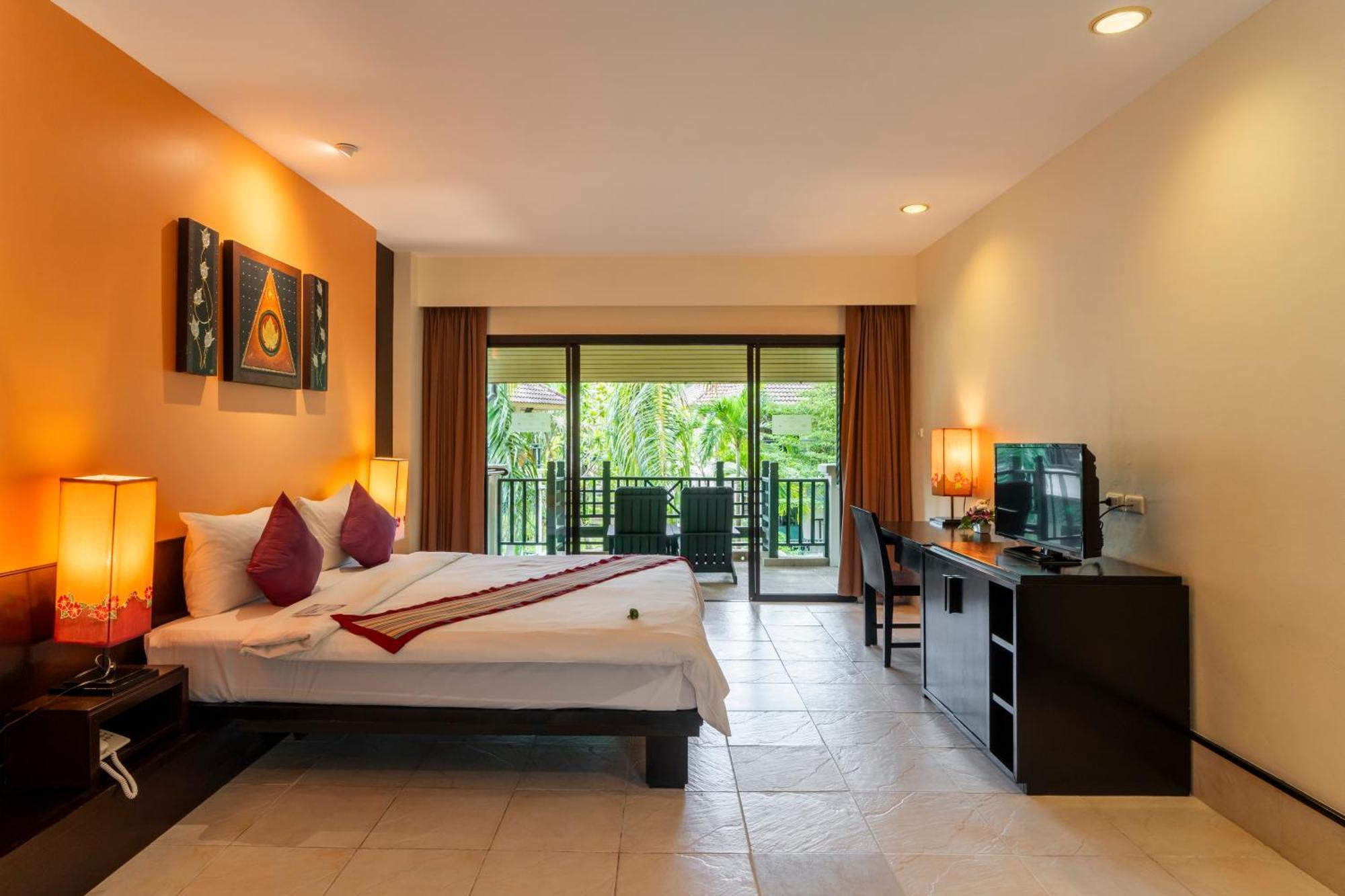 Baan Khaolak Resort